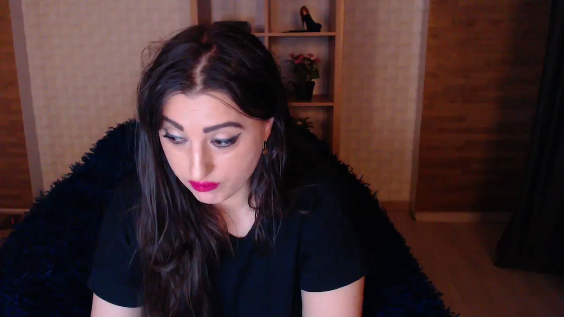 Gallery image thumbnail from HotRebbecca's myfreecams stream on, 05/07/2025, 01:02 image 16 of 20