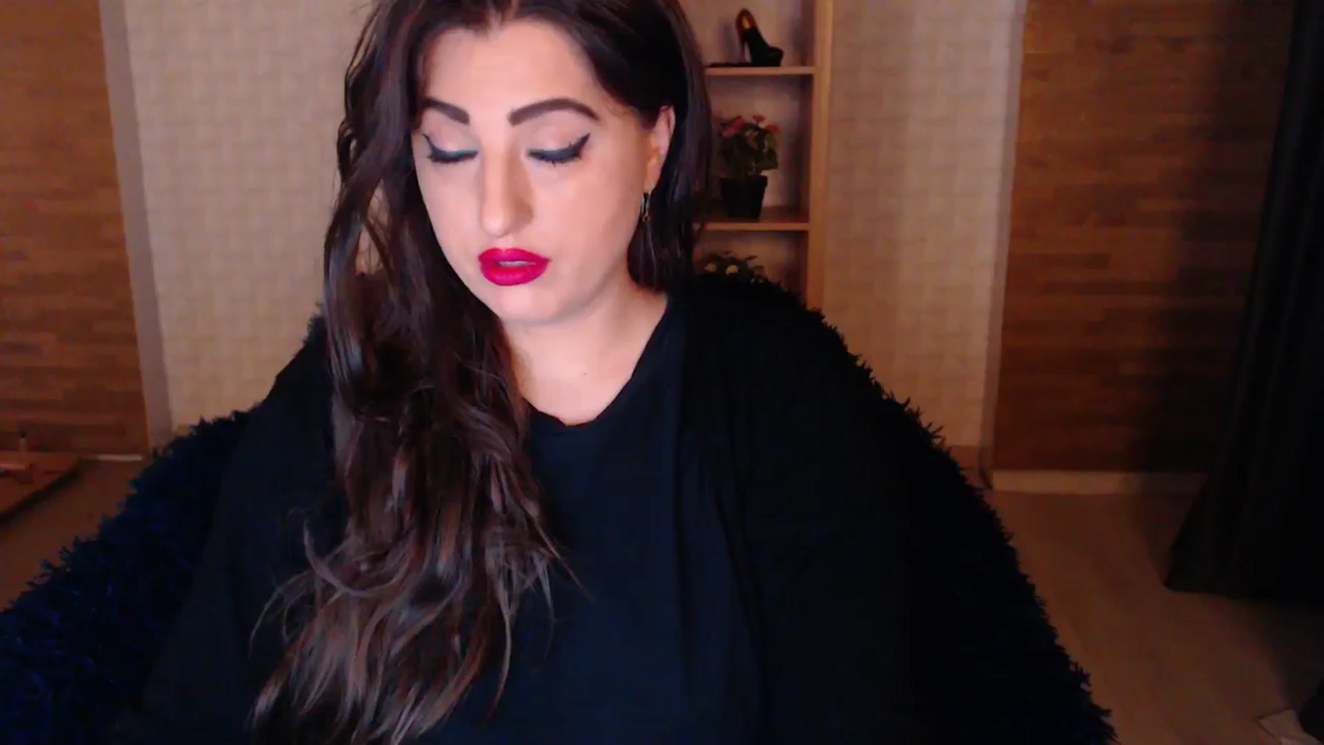 Gallery image thumbnail from HotRebbecca's myfreecams stream on, 05/09/2025, 22:22 image 14 of 20
