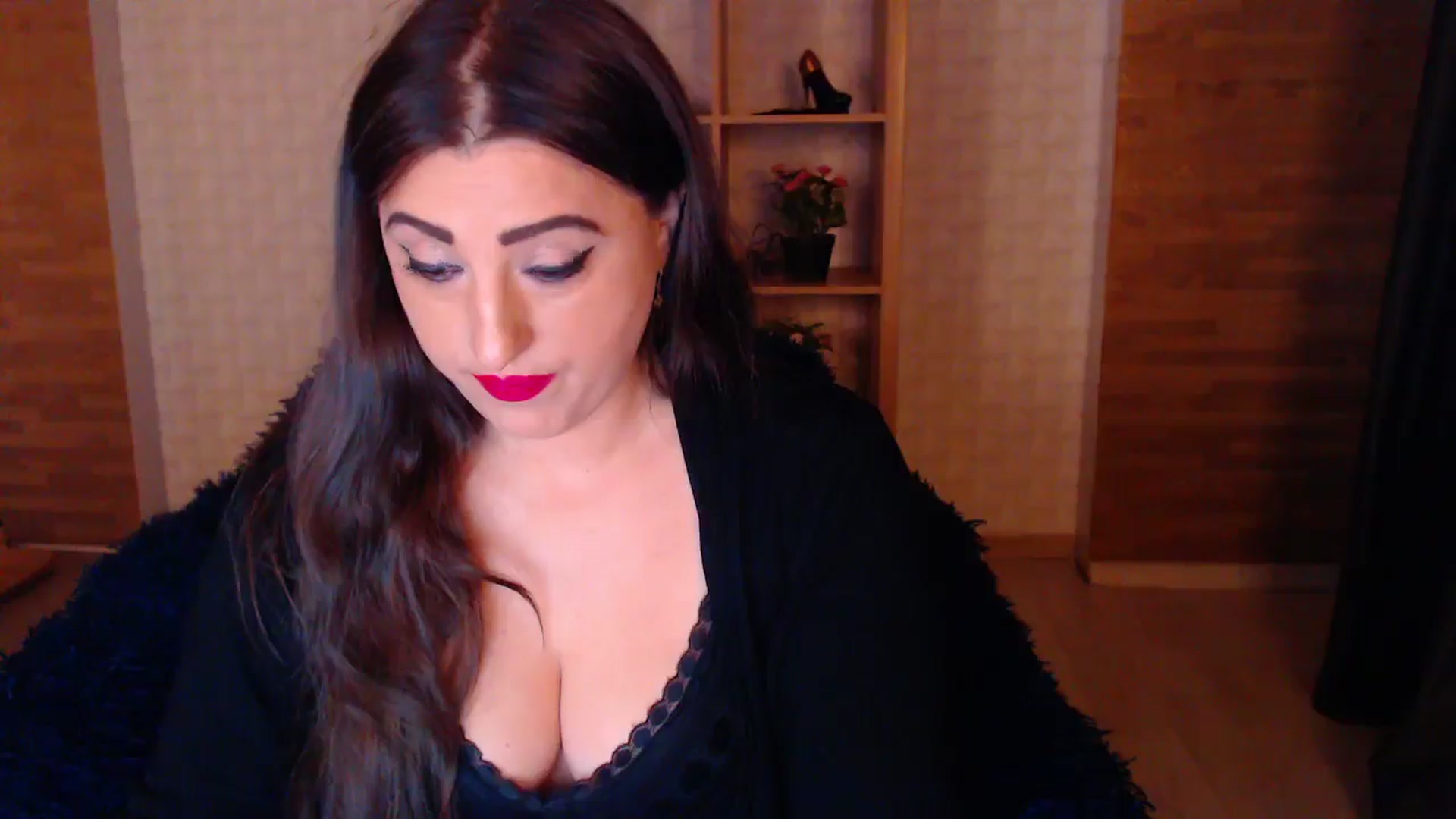 Gallery image thumbnail from HotRebbecca's myfreecams stream on, 05/13/2025, 21:56 image 2 of 20