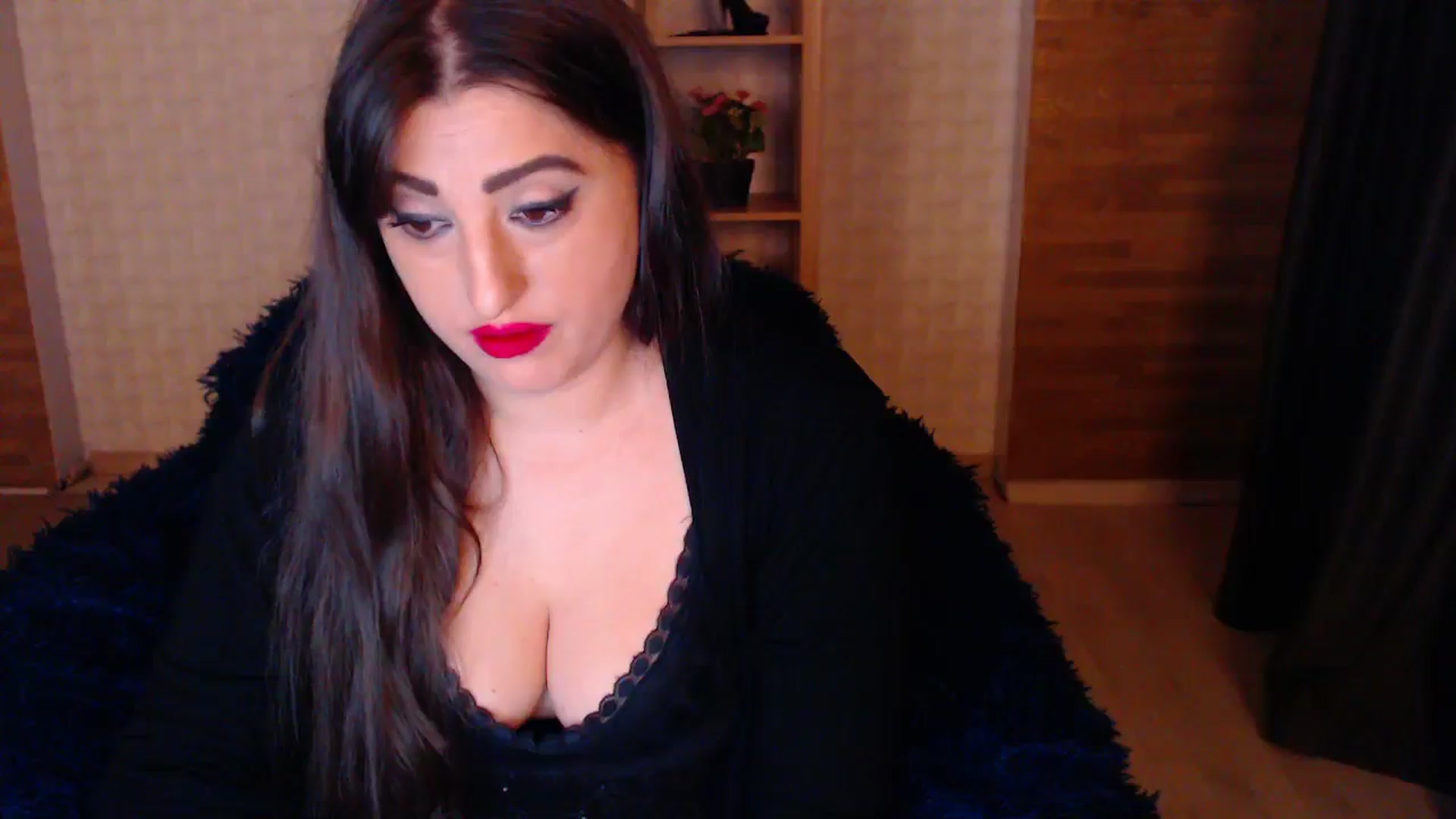 Gallery image thumbnail from HotRebbecca's myfreecams stream on, 05/14/2025, 24:01 image 11 of 20