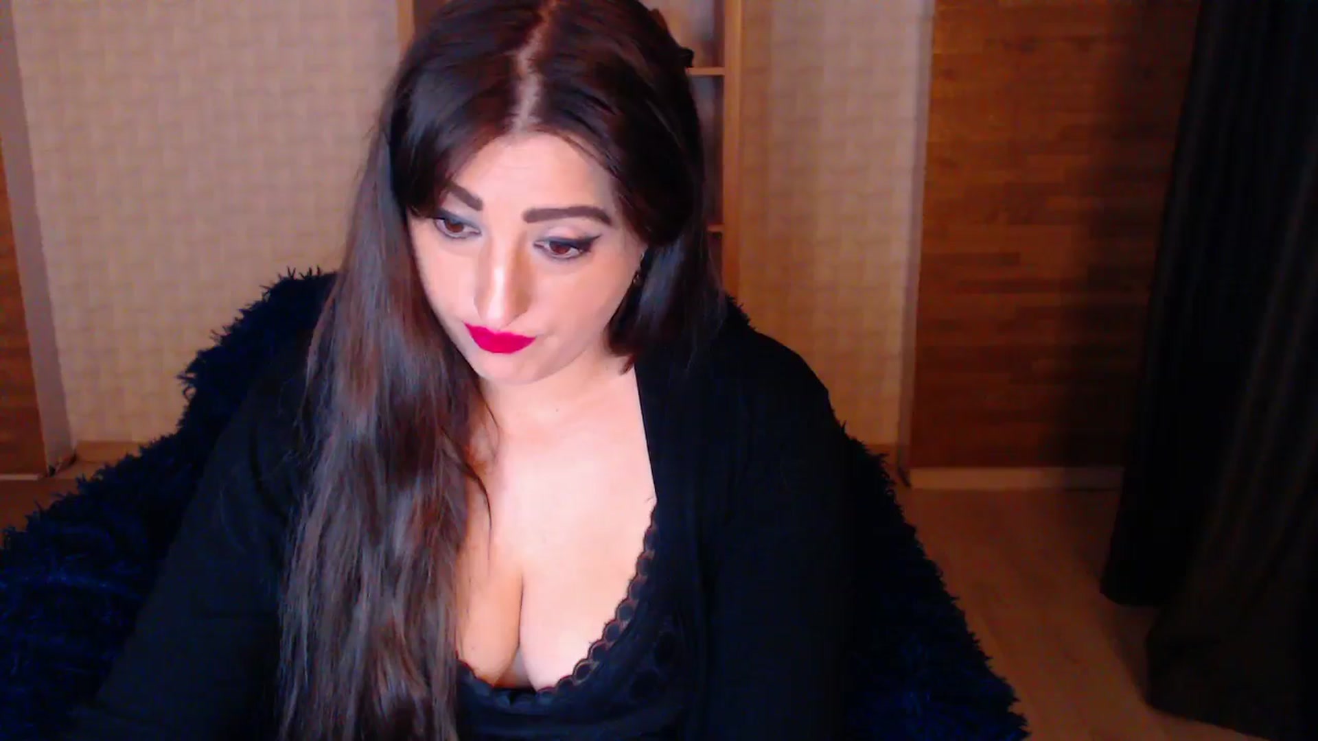 Gallery image thumbnail from HotRebbecca's myfreecams stream on, 05/14/2025, 24:01 image 18 of 20
