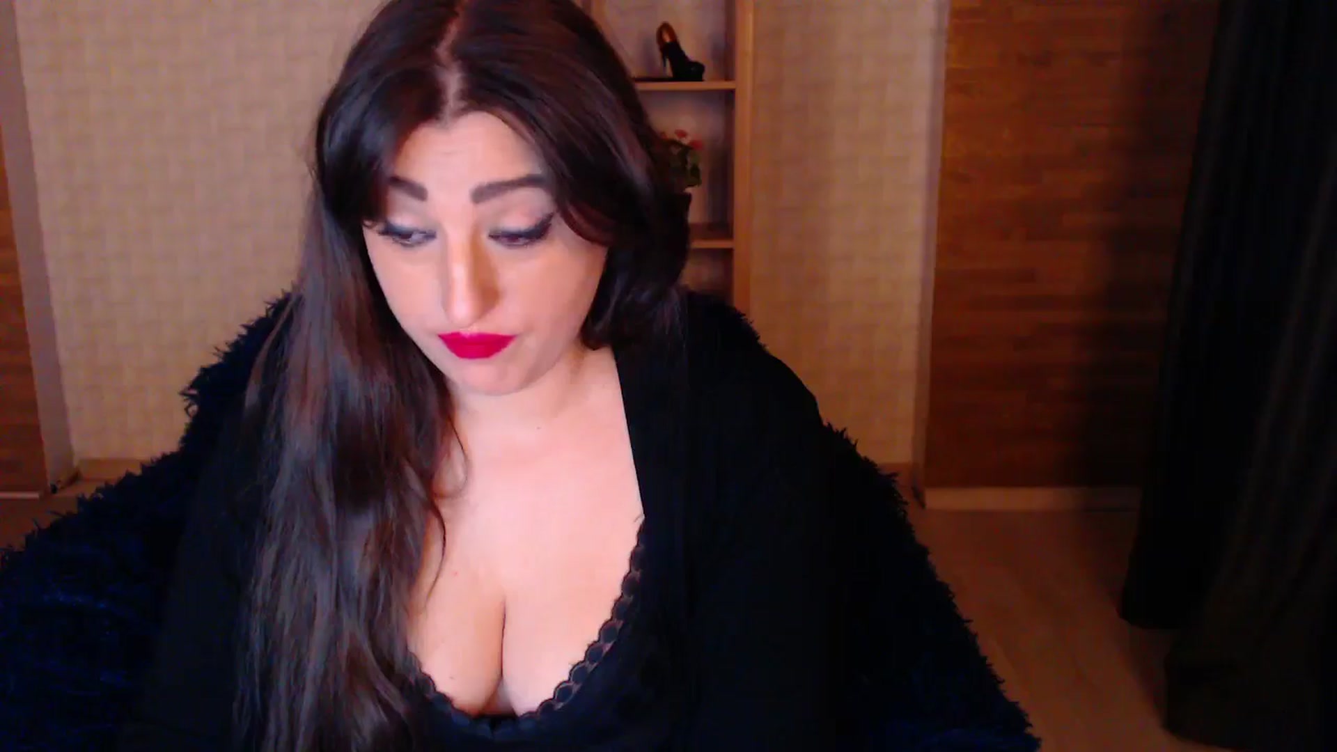 Gallery image thumbnail from HotRebbecca's myfreecams stream on, 05/14/2025, 24:01 image 12 of 20