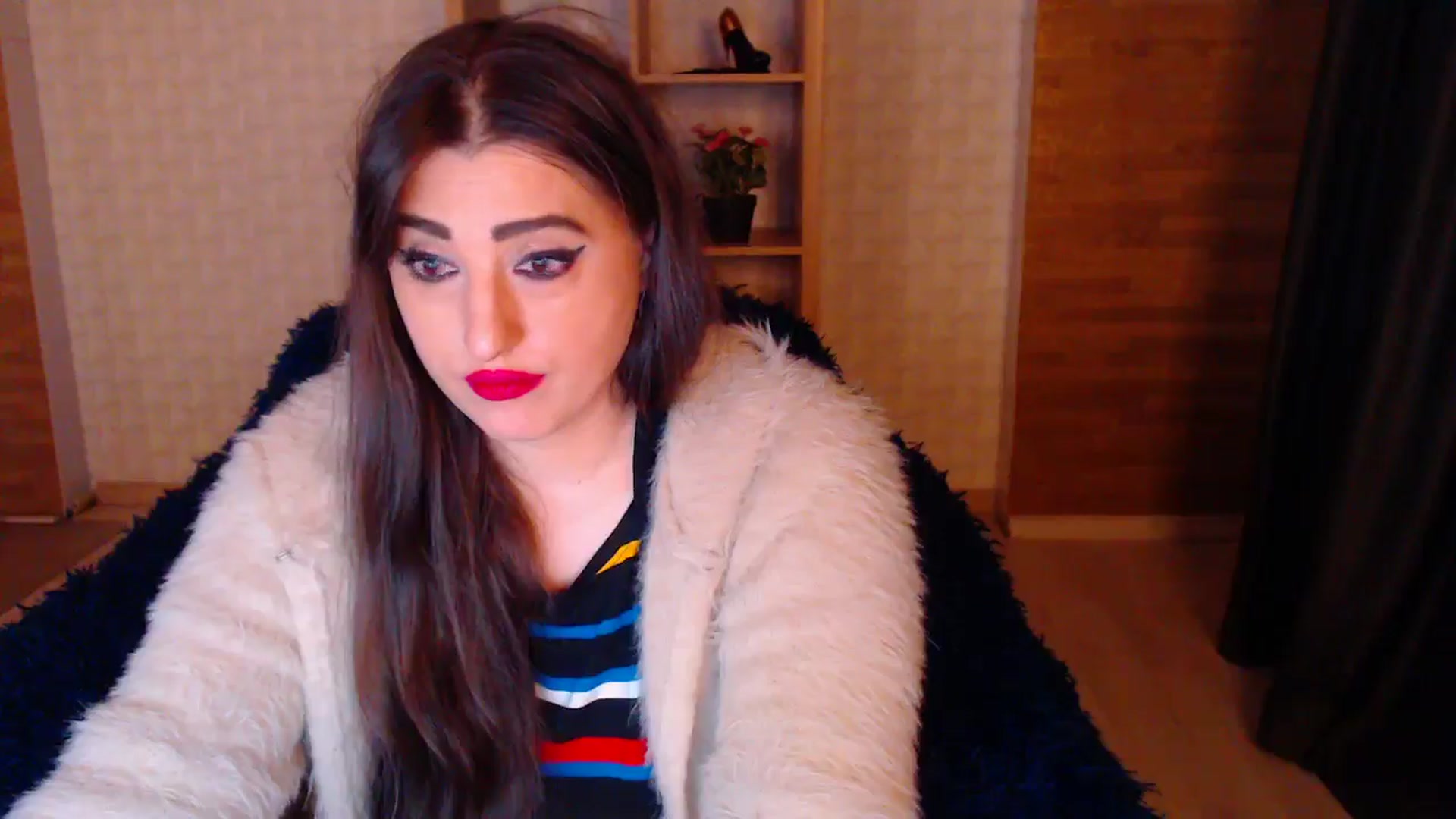 Gallery image thumbnail from HotRebbecca's myfreecams stream on, 05/15/2025, 23:16 image 14 of 20