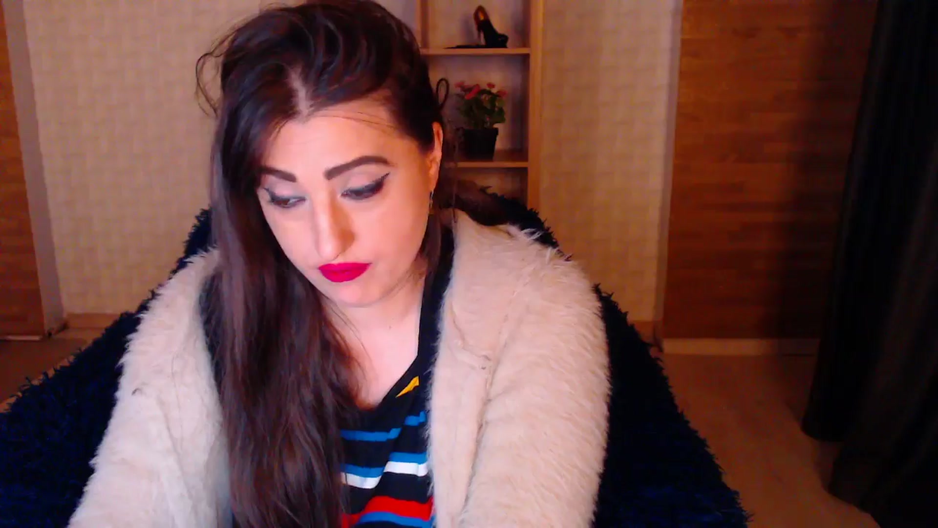 Gallery image thumbnail from HotRebbecca's myfreecams stream on, 05/16/2025, 02:01 image 15 of 20