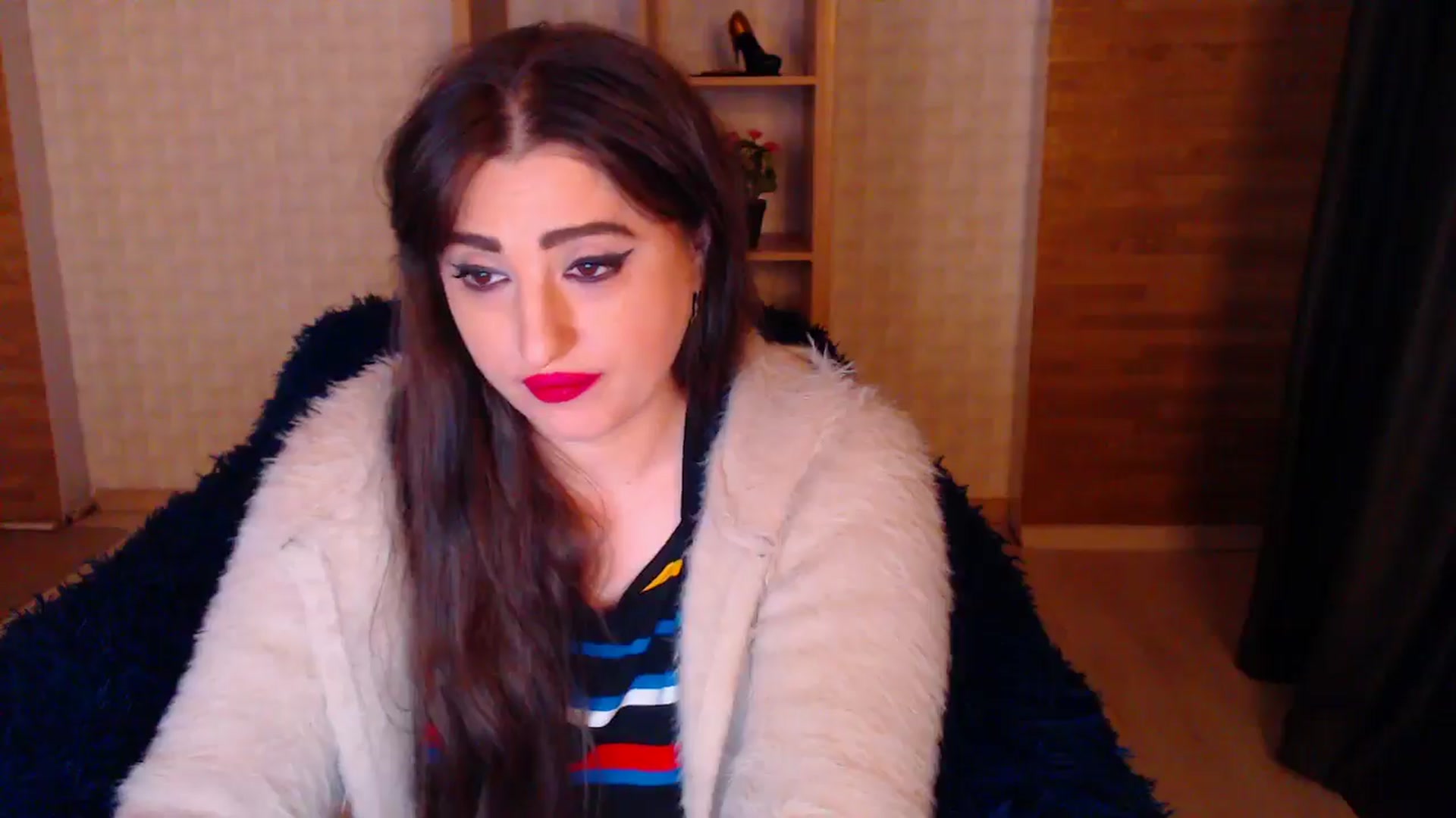 Gallery image thumbnail from HotRebbecca's myfreecams stream on, 05/16/2025, 02:01 image 9 of 20