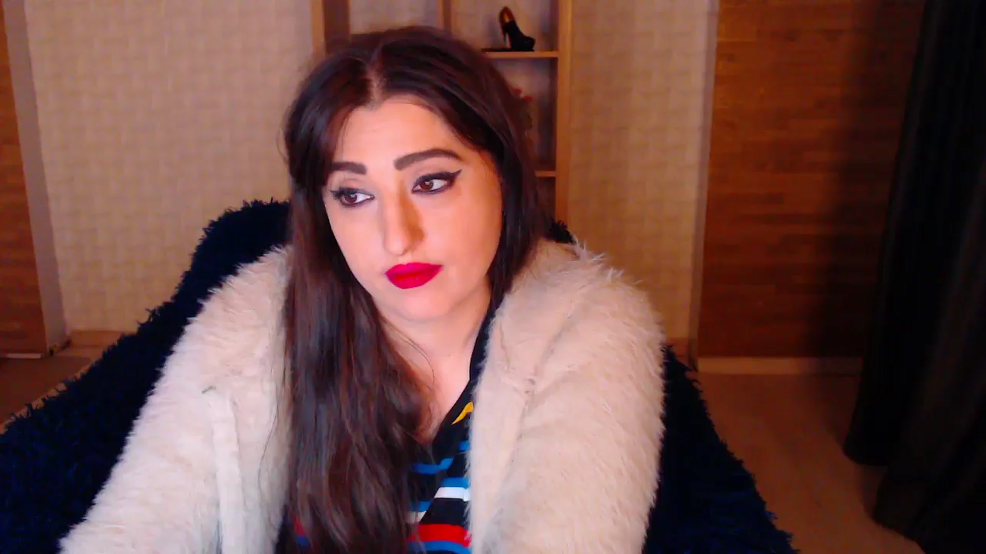 Gallery image thumbnail from HotRebbecca's myfreecams stream on, 05/16/2025, 02:01 image 11 of 20