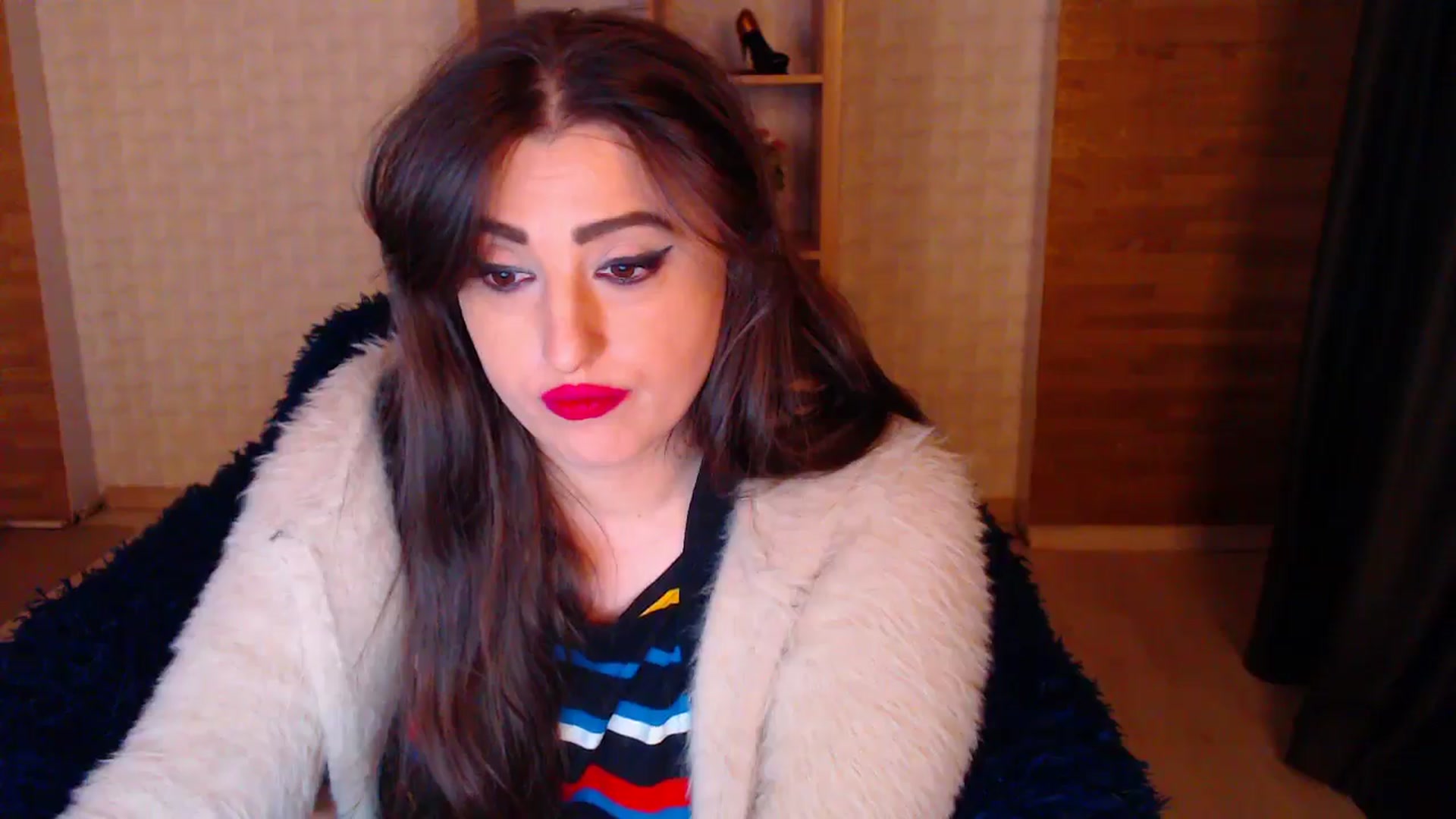 Gallery image thumbnail from HotRebbecca's myfreecams stream on, 05/16/2025, 02:01 image 14 of 20