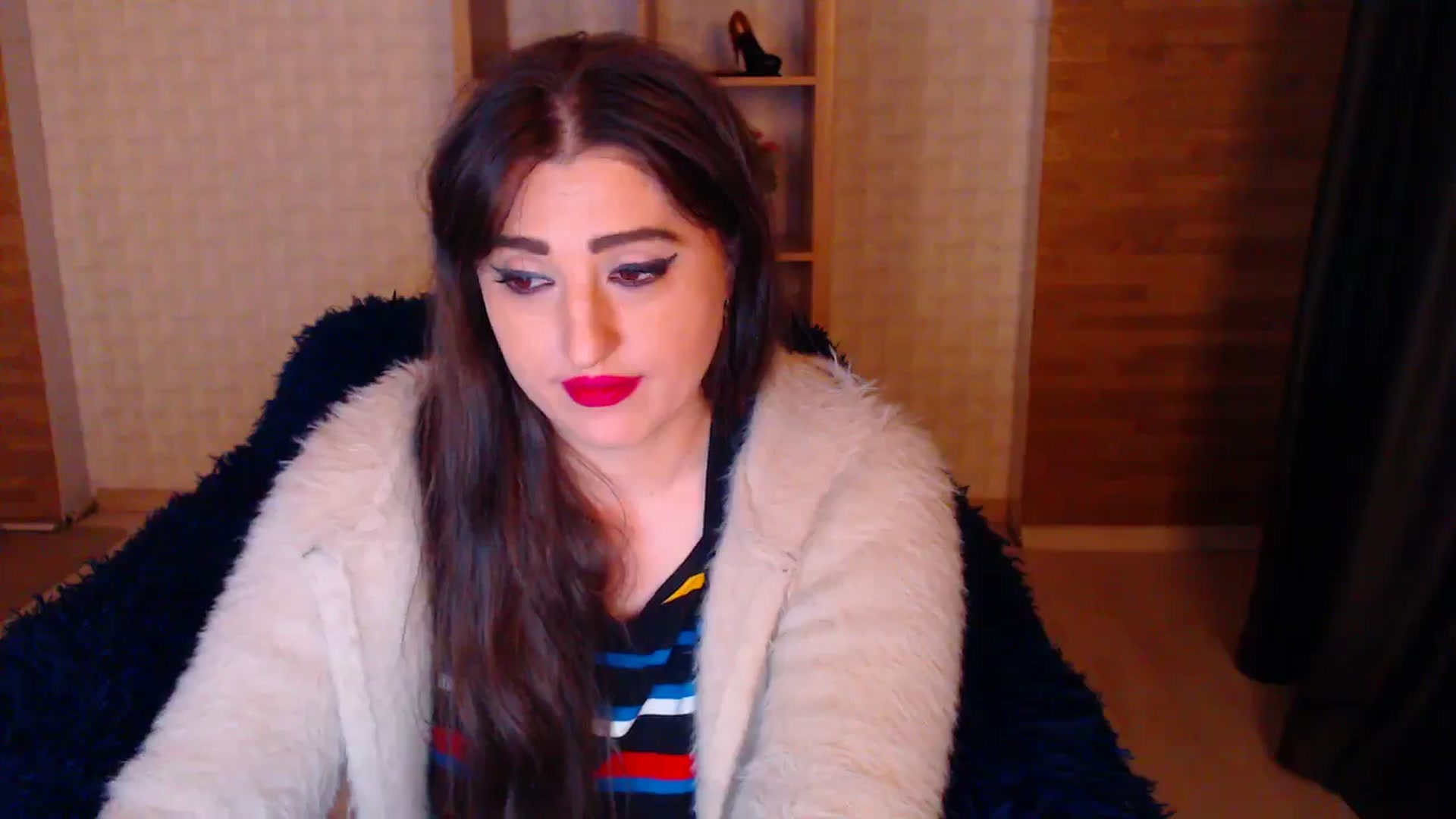 Gallery image thumbnail from HotRebbecca's myfreecams stream on, 05/16/2025, 02:01 image 10 of 20