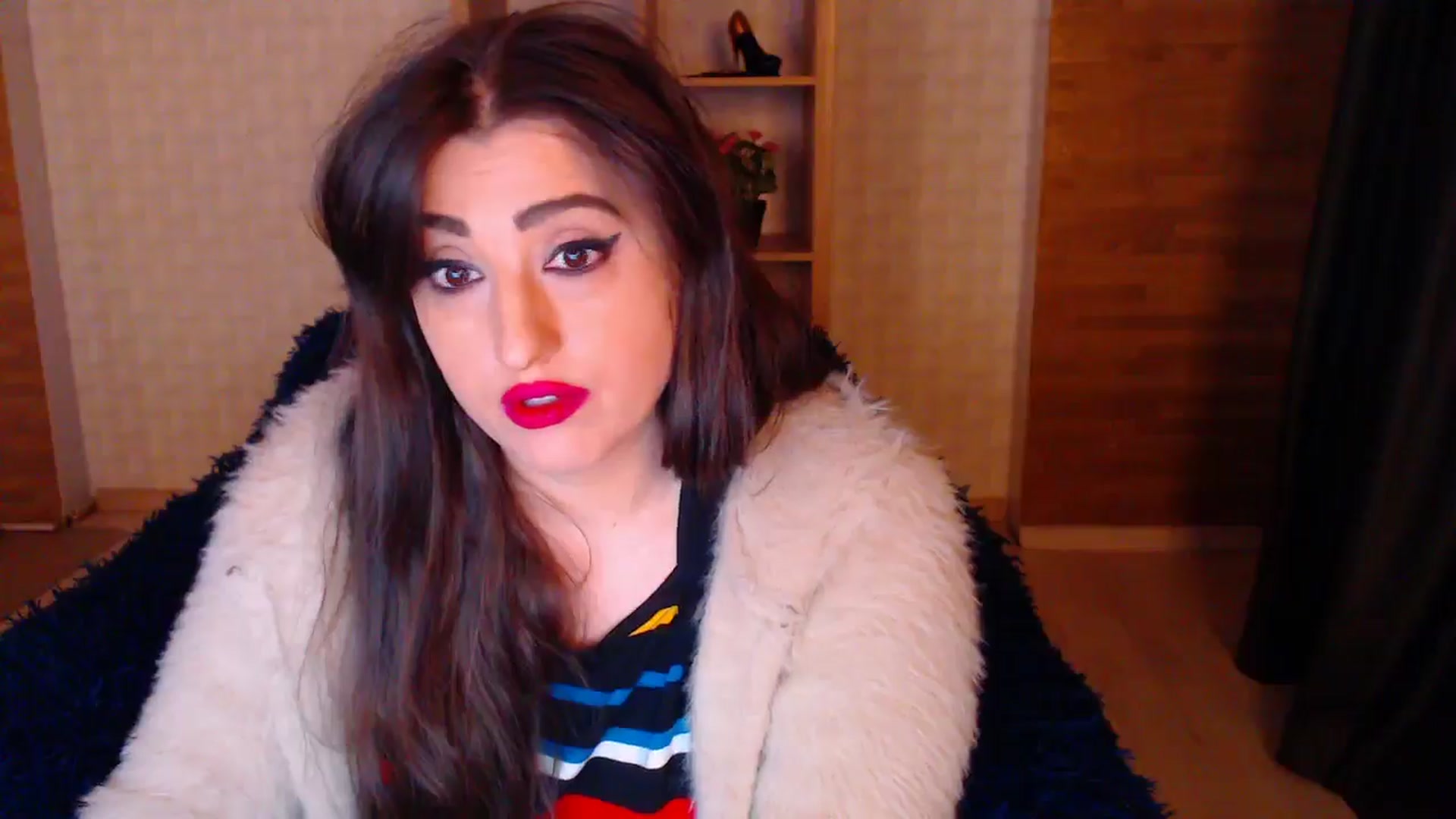 Gallery image thumbnail from HotRebbecca's myfreecams stream on, 05/16/2025, 02:01 image 7 of 20