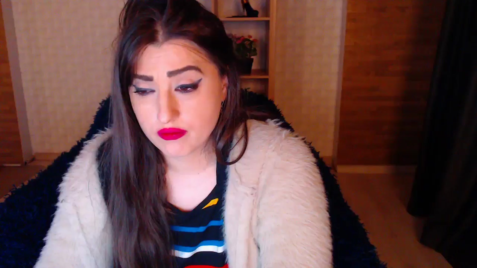 Gallery image thumbnail from HotRebbecca's myfreecams stream on, 05/16/2025, 02:01 image 18 of 20