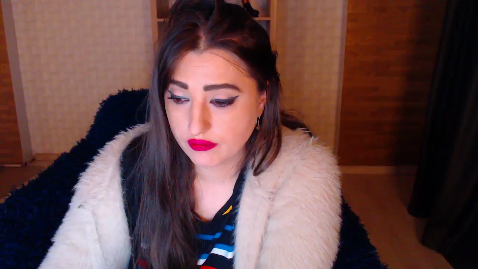 Gallery image thumbnail from HotRebbecca's myfreecams stream on, 05/16/2025, 02:01 image 19 of 20