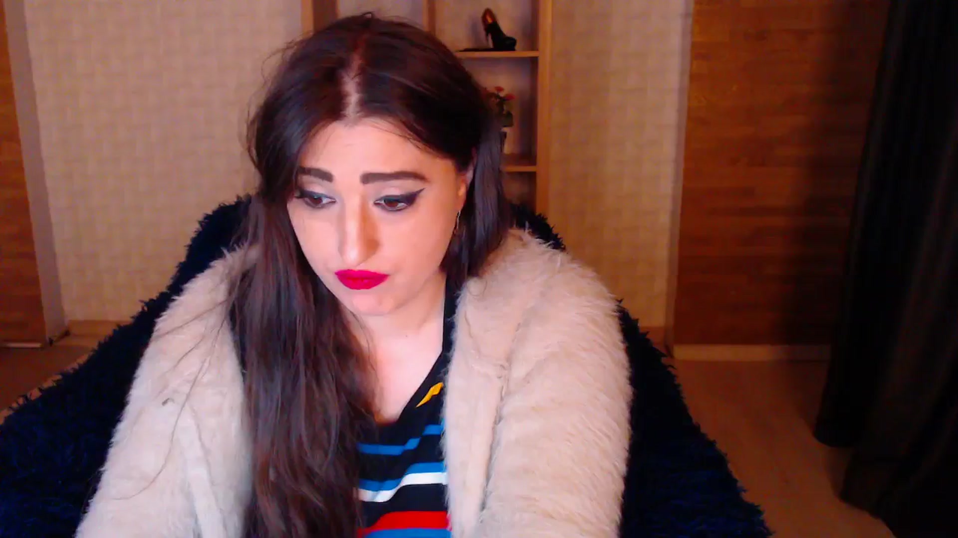 Gallery image thumbnail from HotRebbecca's myfreecams stream on, 05/16/2025, 02:01 image 4 of 20