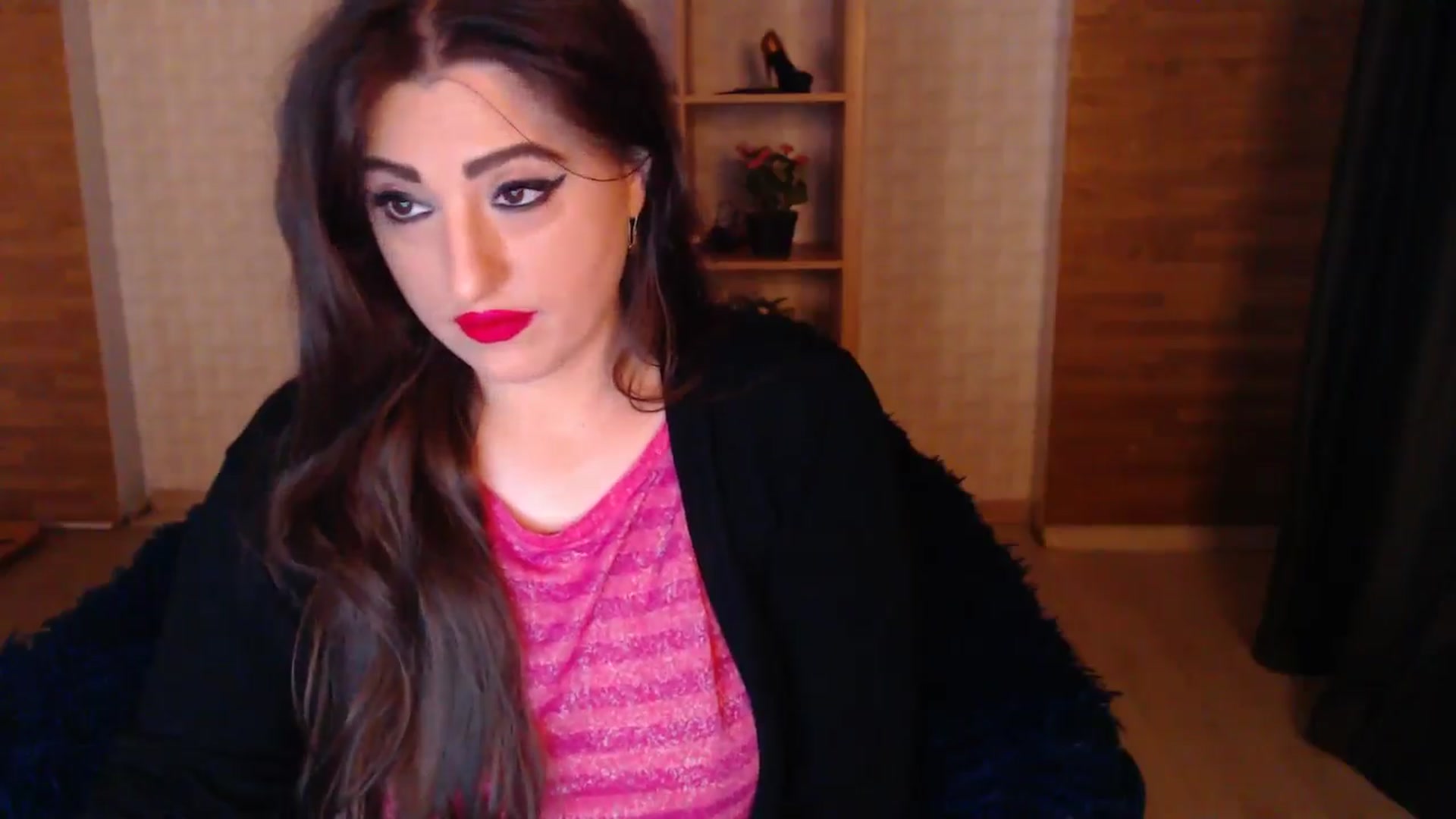 Gallery image thumbnail from HotRebbecca's myfreecams stream on, 05/16/2025, 20:19 image 19 of 20