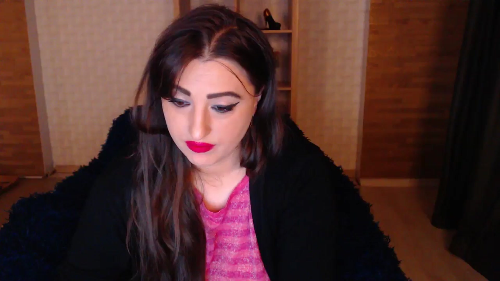 Gallery image thumbnail from HotRebbecca's myfreecams stream on, 05/17/2025, 24:18 image 2 of 20
