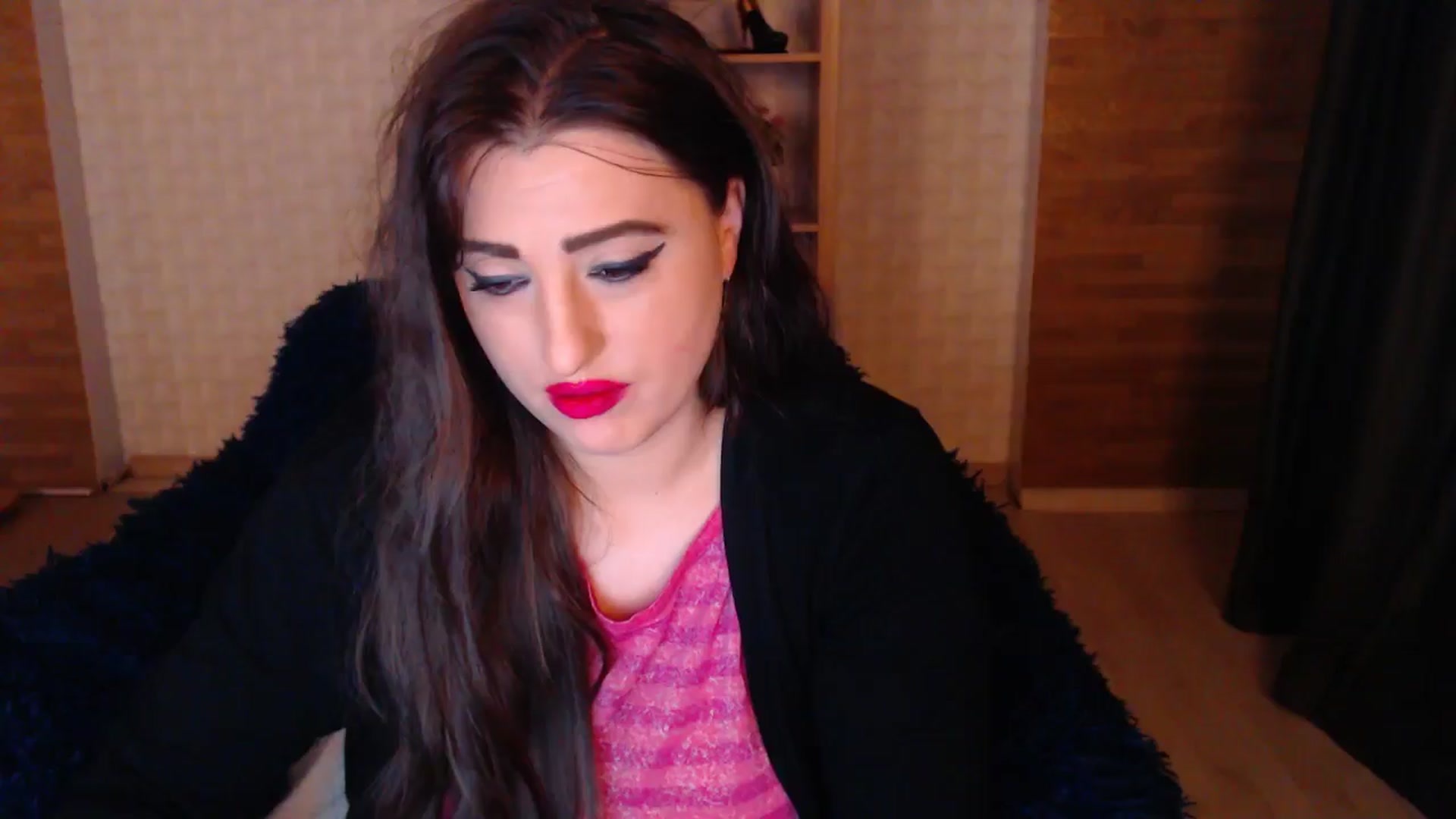 Gallery image thumbnail from HotRebbecca's myfreecams stream on, 05/17/2025, 24:18 image 14 of 20
