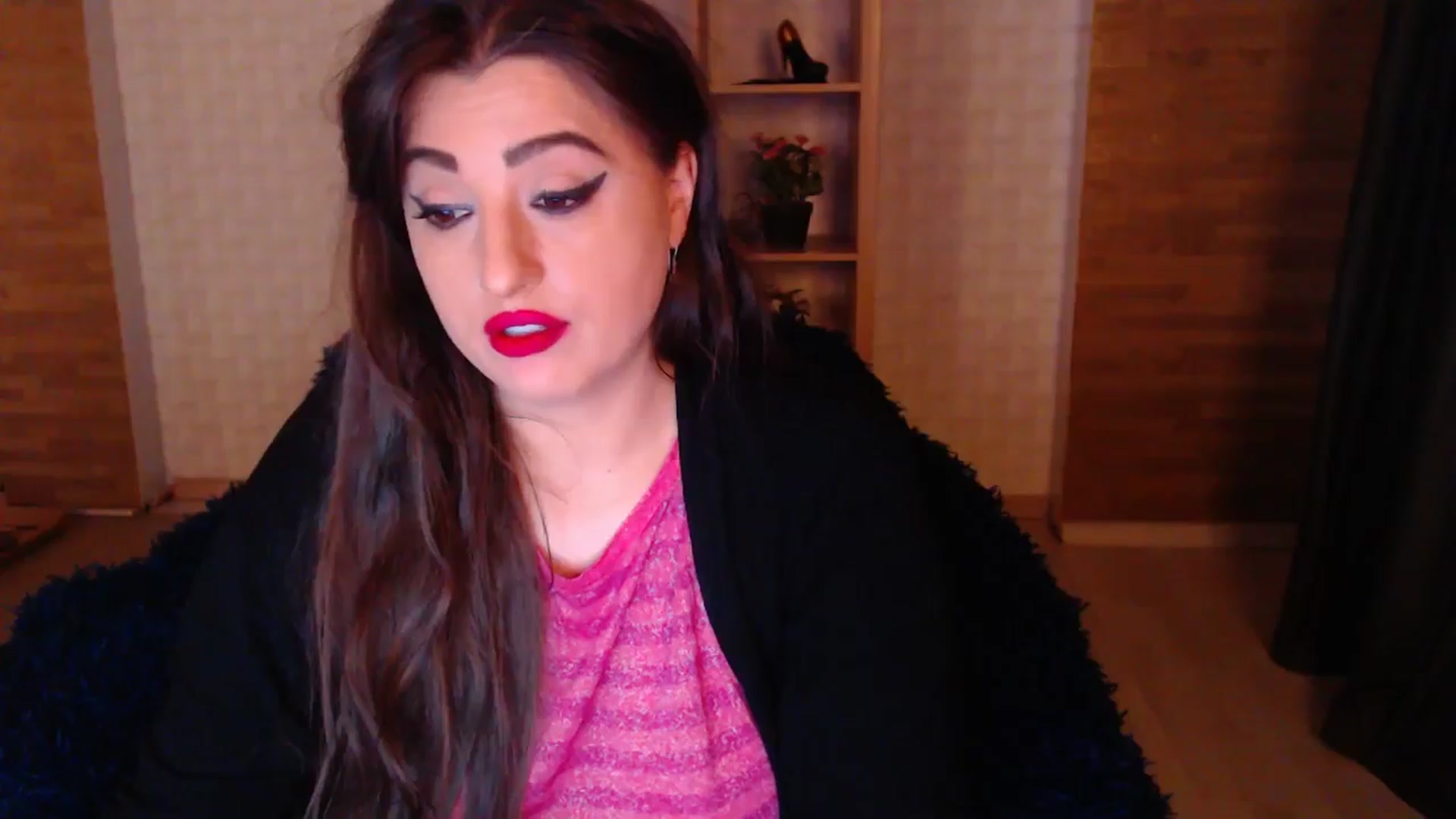 Gallery image thumbnail from HotRebbecca's myfreecams stream on, 05/17/2025, 24:18 image 6 of 20