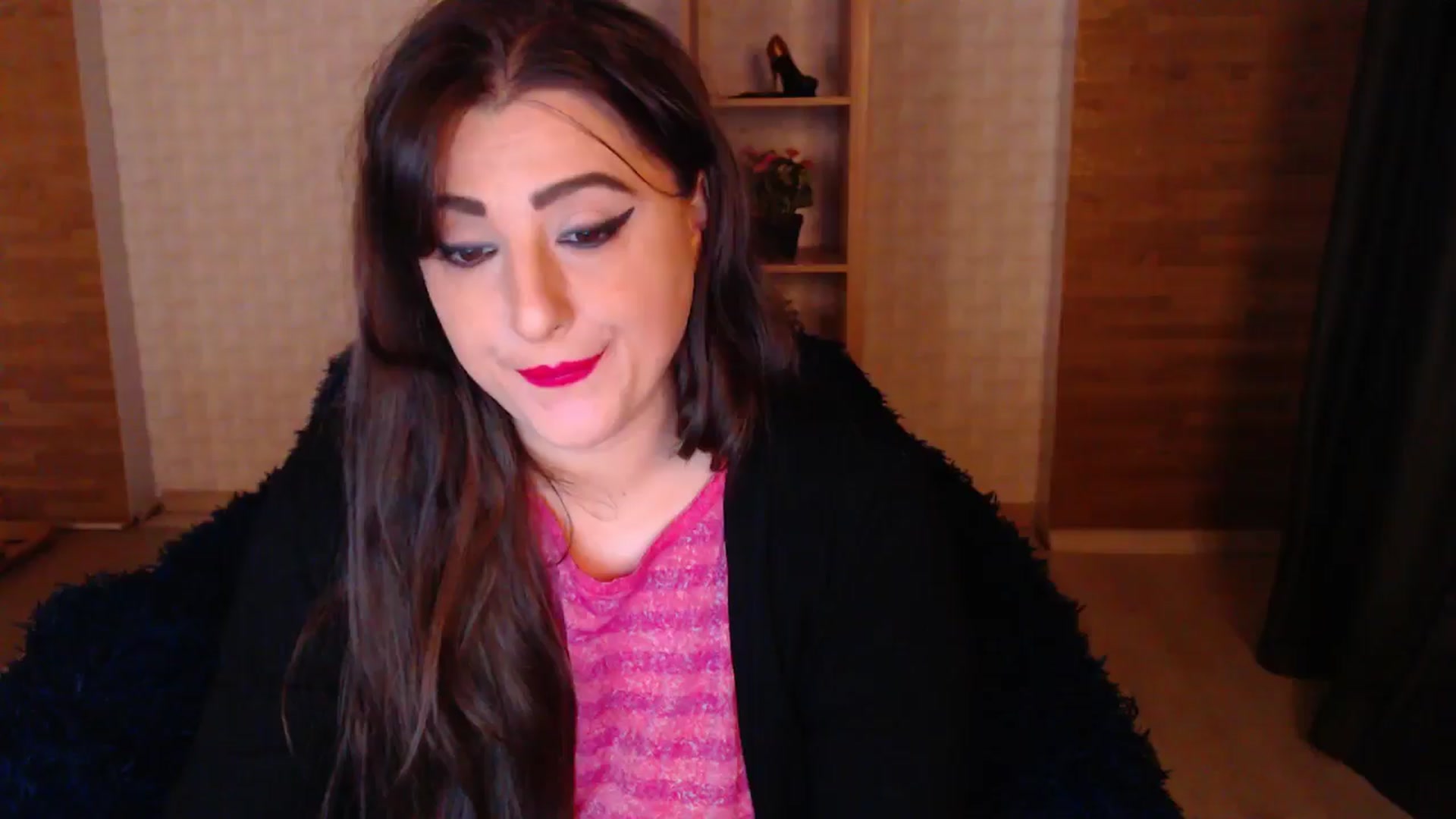 Gallery image thumbnail from HotRebbecca's myfreecams stream on, 05/17/2025, 24:18 image 1 of 20