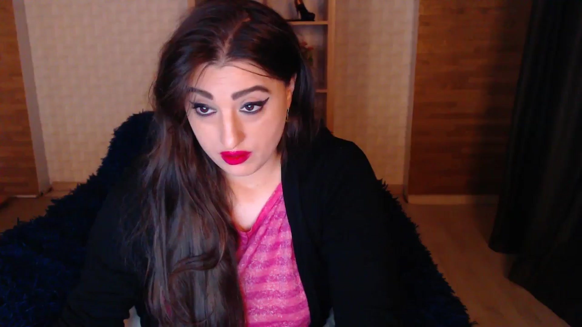 Gallery image thumbnail from HotRebbecca's myfreecams stream on, 05/17/2025, 24:18 image 12 of 20