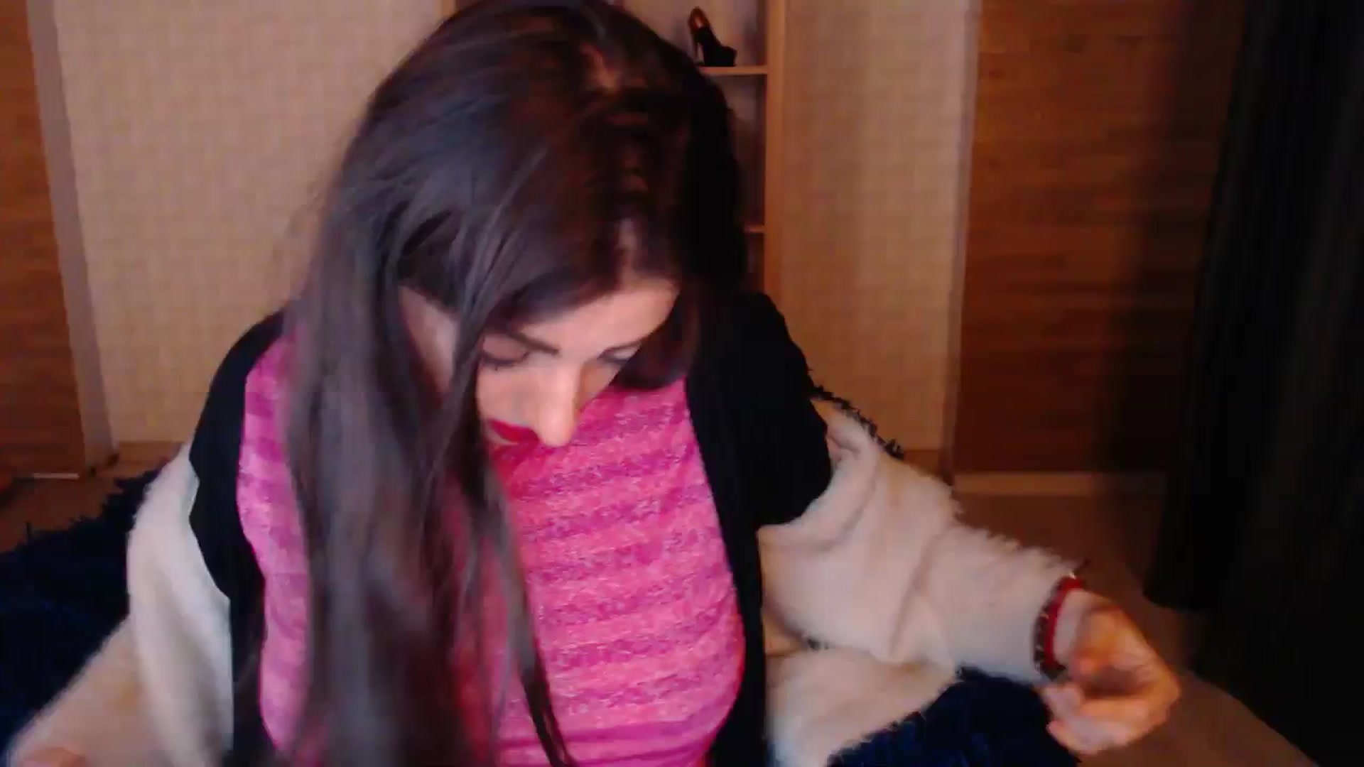 Gallery image thumbnail from HotRebbecca's myfreecams stream on, 05/17/2025, 24:18 image 9 of 20