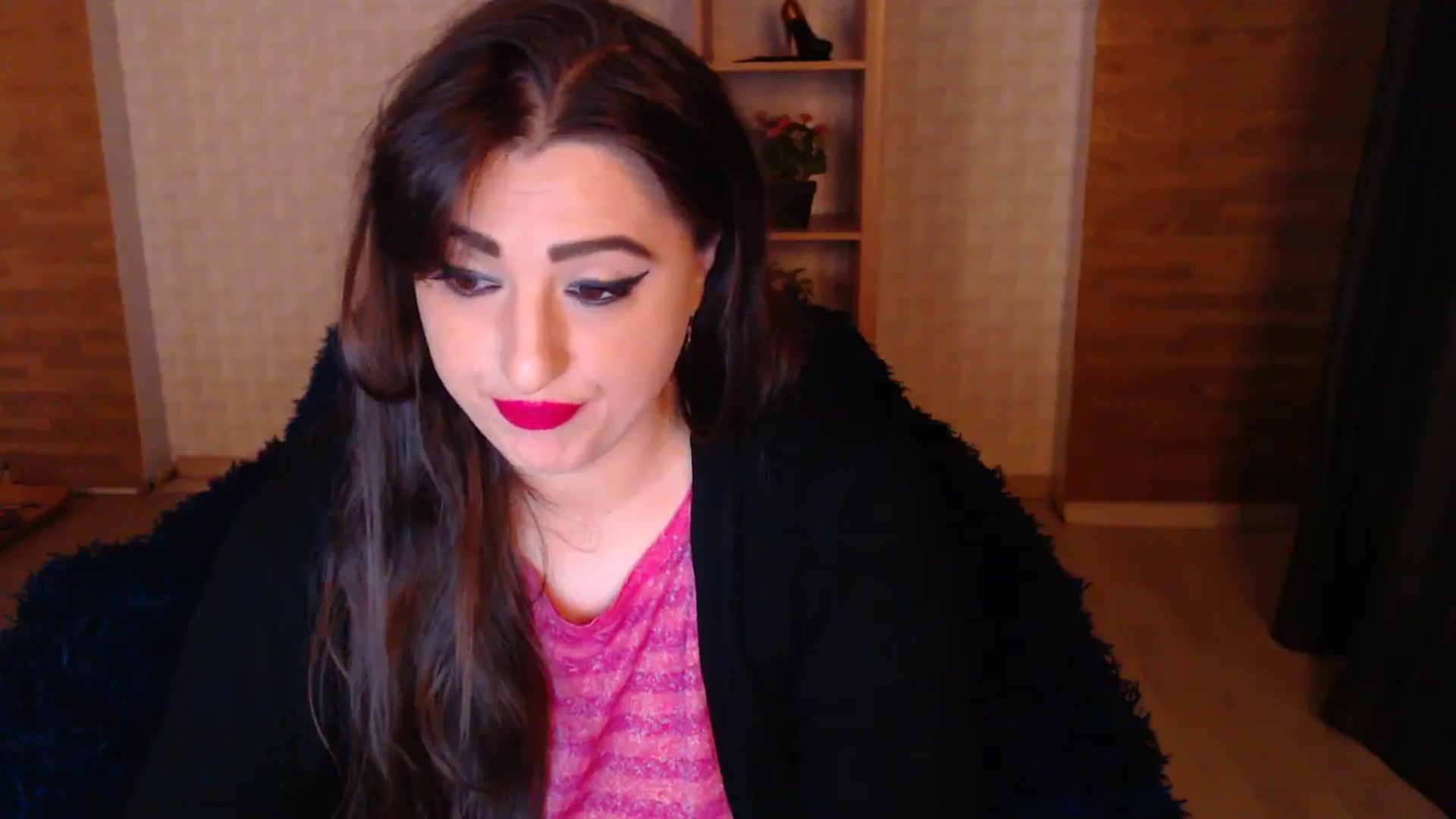 Gallery image thumbnail from HotRebbecca's myfreecams stream on, 05/17/2025, 24:18 image 4 of 20