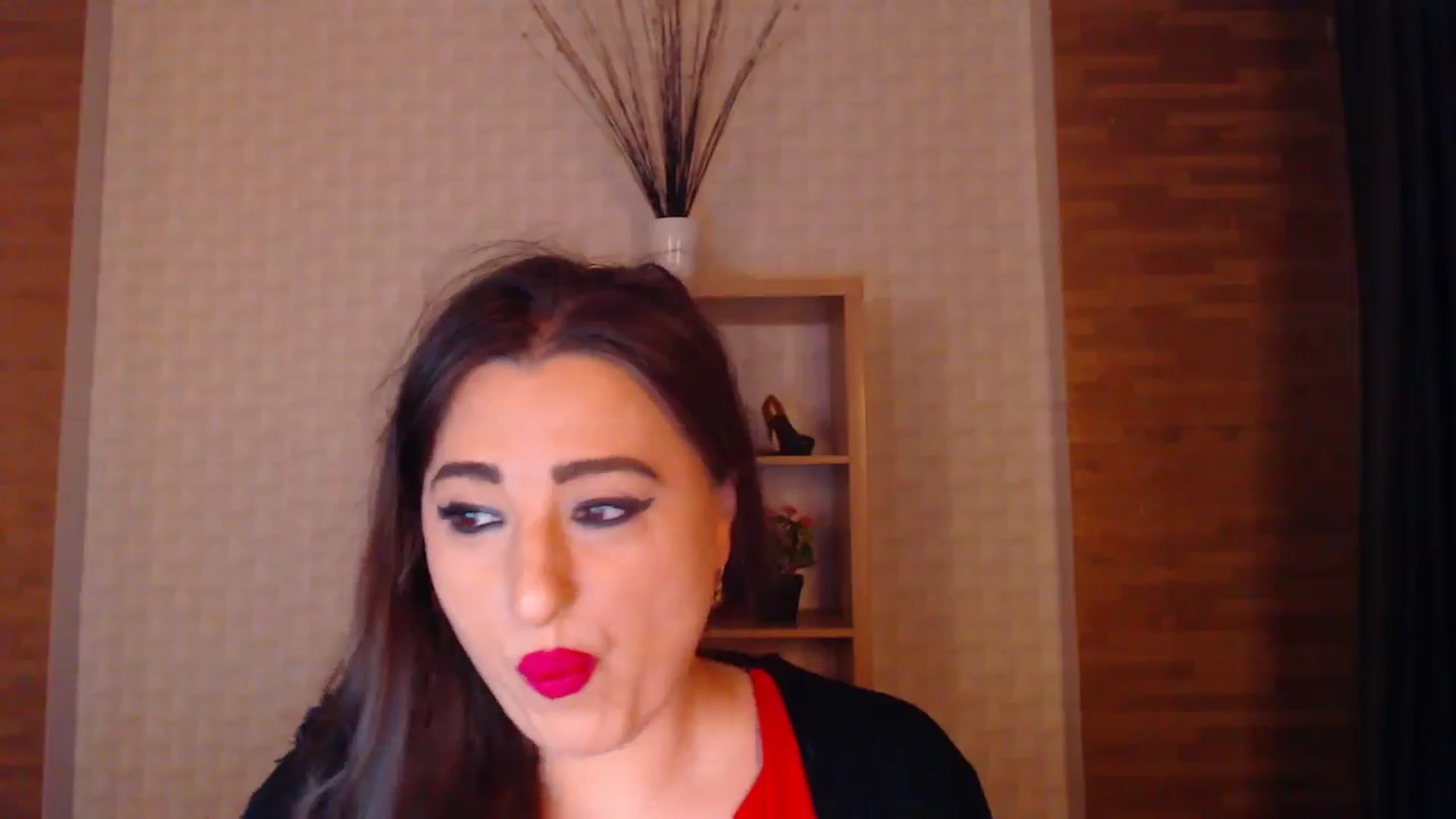 Gallery image thumbnail from HotRebbecca's myfreecams stream on, 05/17/2025, 21:04 image 11 of 20