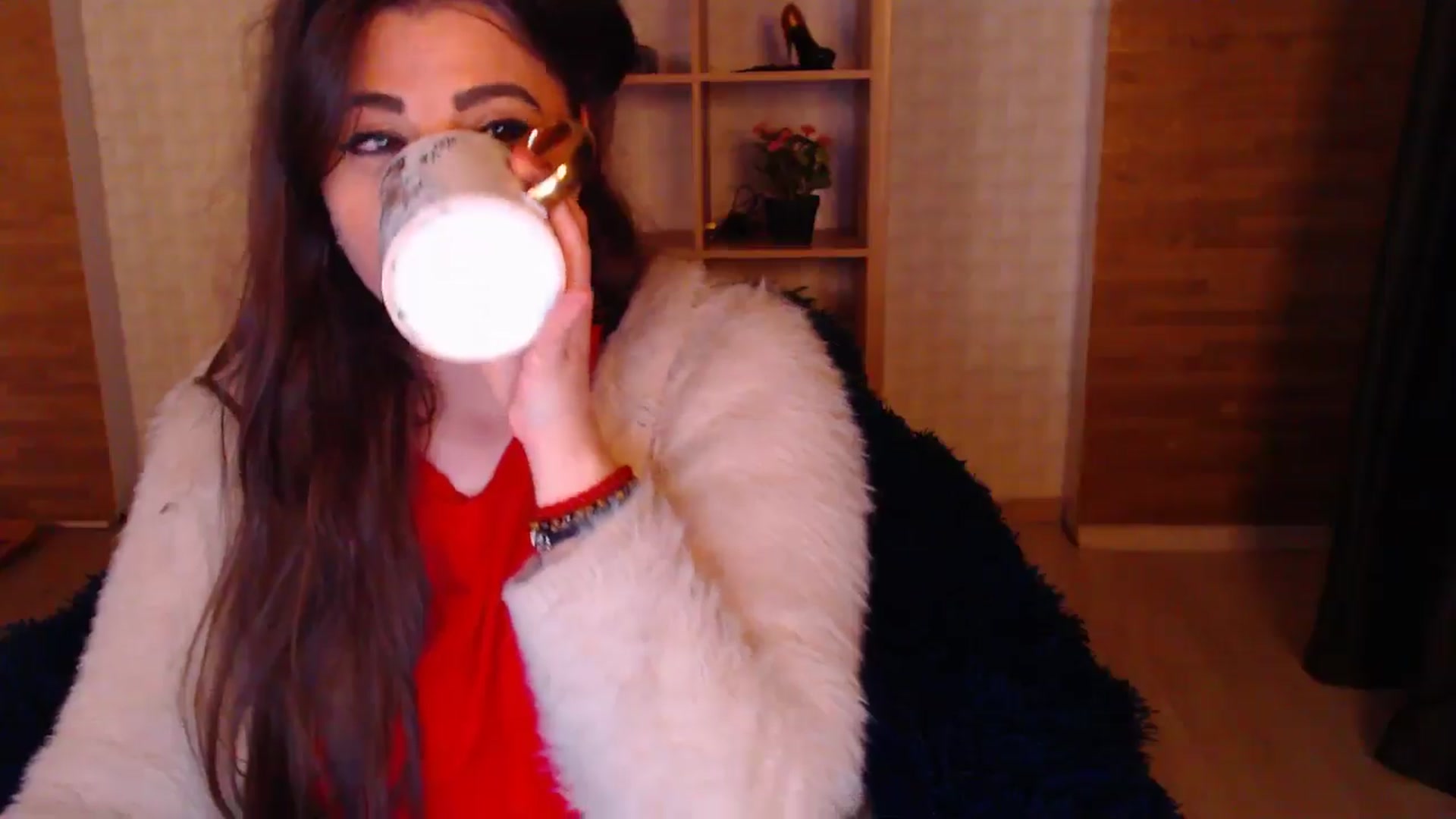 Gallery image thumbnail from HotRebbecca's myfreecams stream on, 05/18/2025, 24:05 image 6 of 20