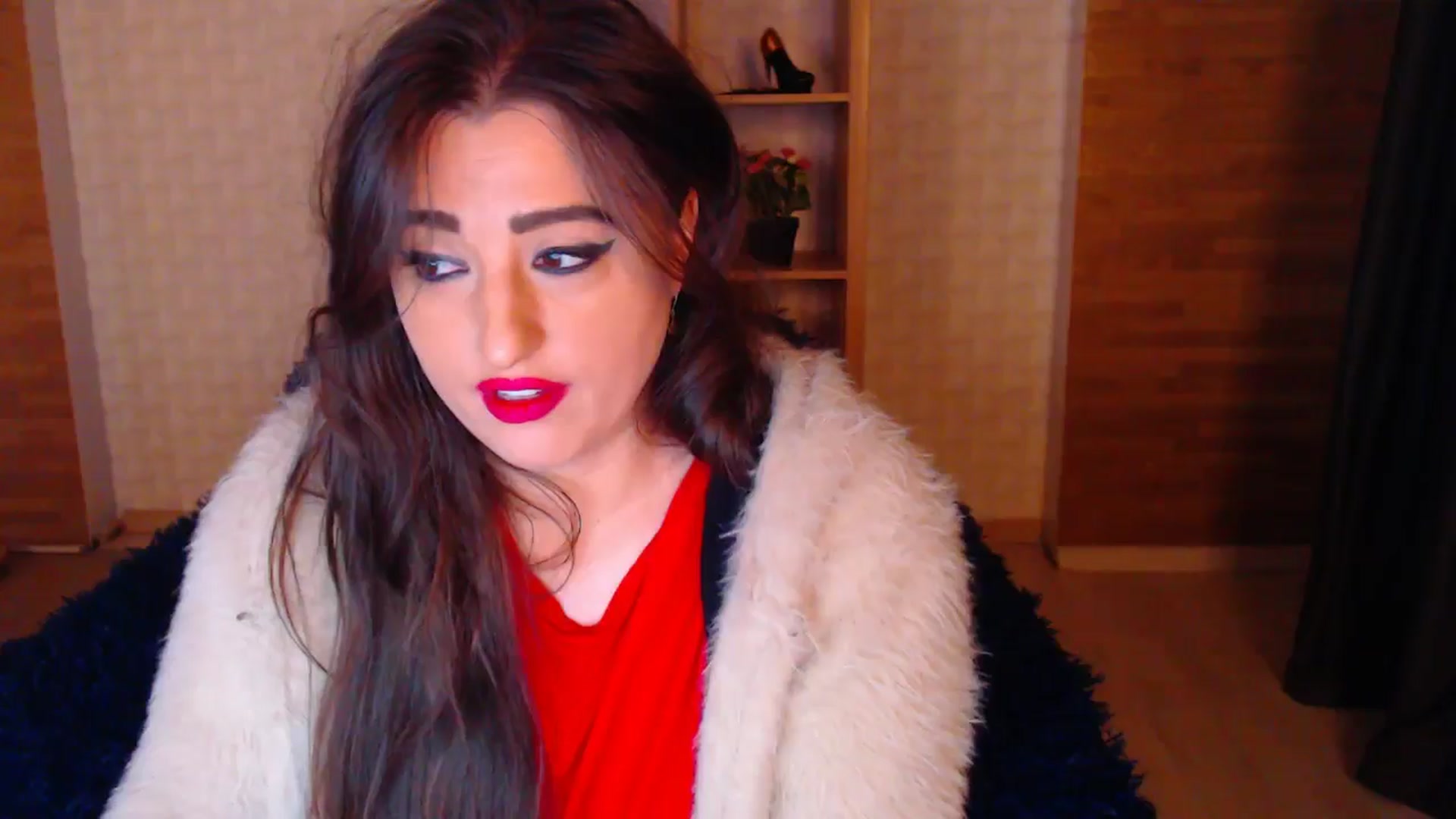 Gallery image thumbnail from HotRebbecca's myfreecams stream on, 05/18/2025, 24:05 image 12 of 20