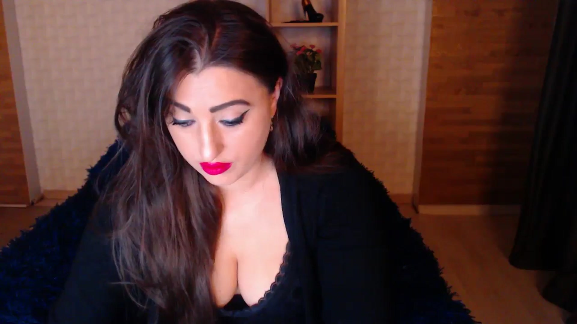 Gallery image thumbnail from HotRebbecca's myfreecams stream on, 05/18/2025, 20:31 image 15 of 20