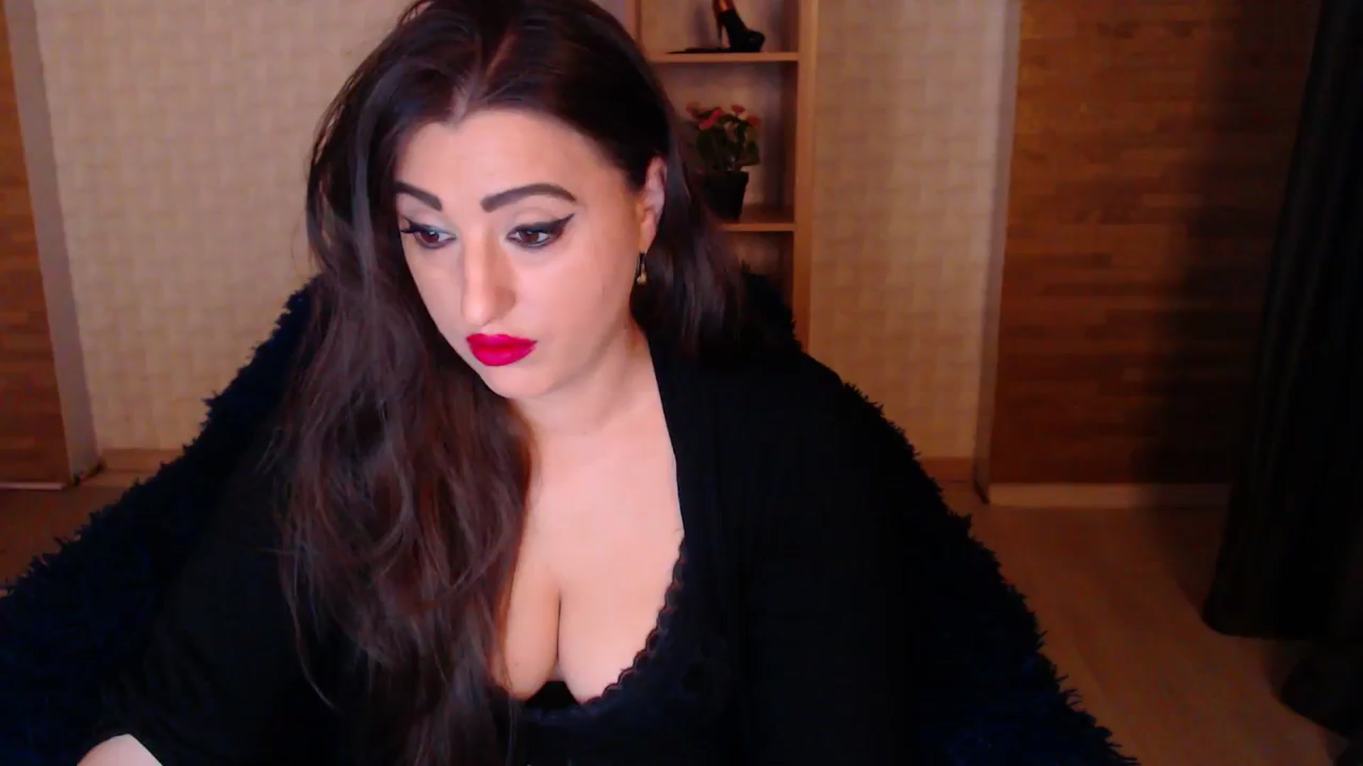 Gallery image thumbnail from HotRebbecca's myfreecams stream on, 05/18/2025, 20:31 image 17 of 20