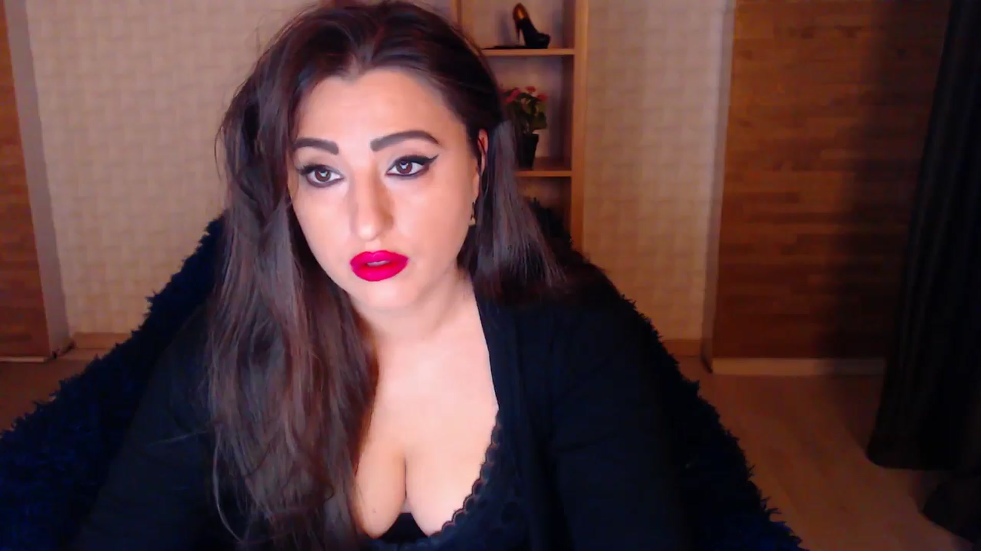 Gallery image thumbnail from HotRebbecca's myfreecams stream on, 05/18/2025, 20:31 image 11 of 20