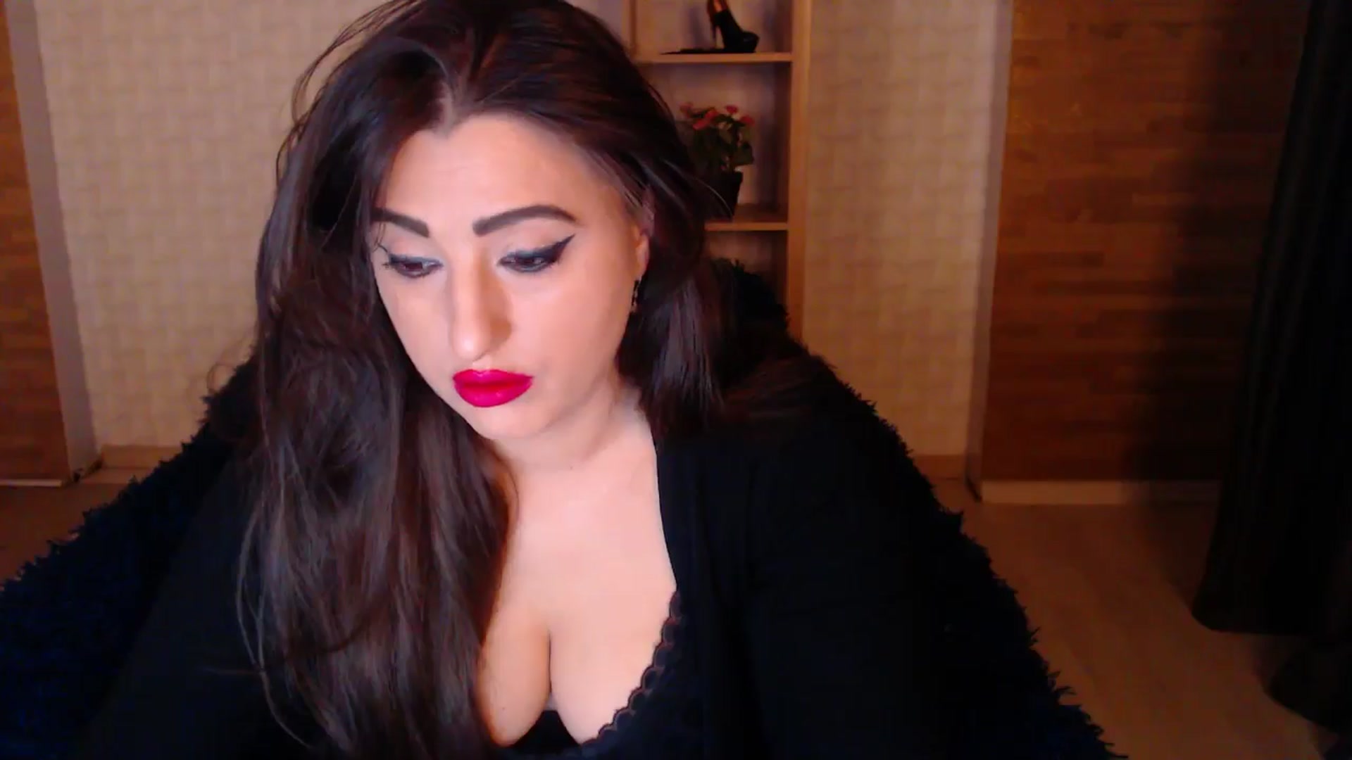 Gallery image thumbnail from HotRebbecca's myfreecams stream on, 05/18/2025, 20:31 image 13 of 20