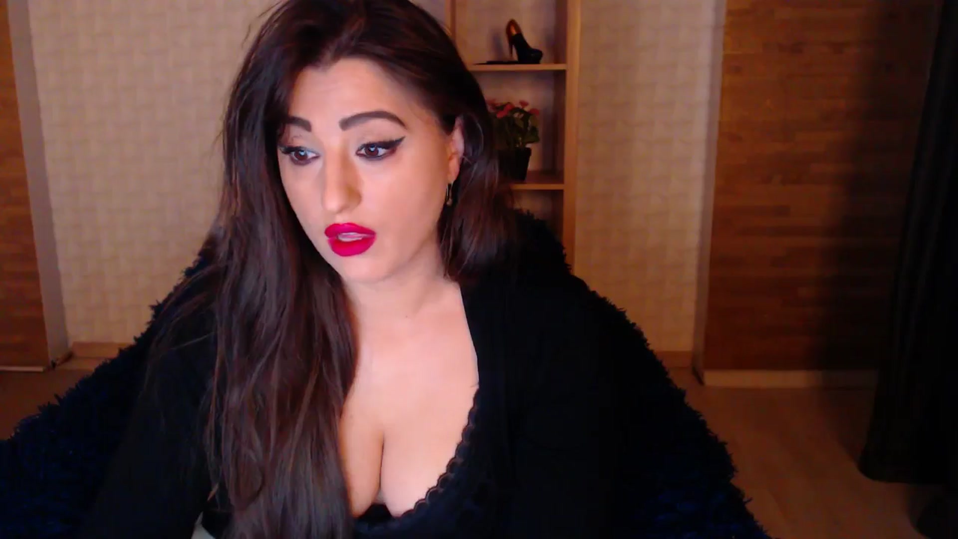 Gallery image thumbnail from HotRebbecca's myfreecams stream on, 05/18/2025, 21:19 image 19 of 20