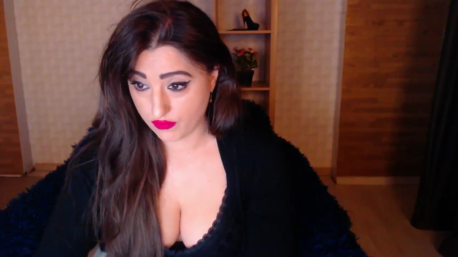 Gallery image thumbnail from HotRebbecca's myfreecams stream on, 05/18/2025, 21:19 image 16 of 20