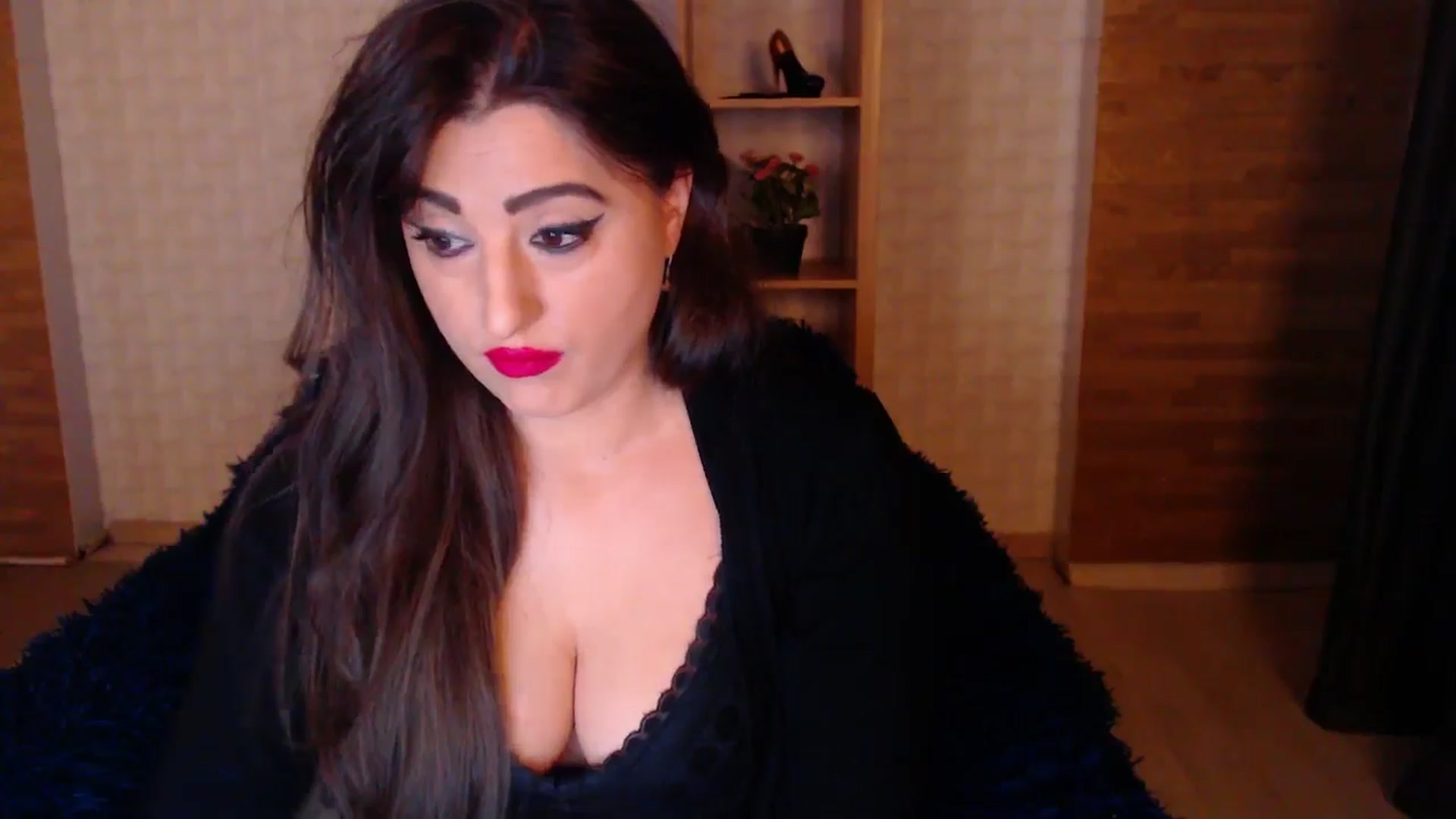 Gallery image thumbnail from HotRebbecca's myfreecams stream on, 05/18/2025, 21:19 image 8 of 20