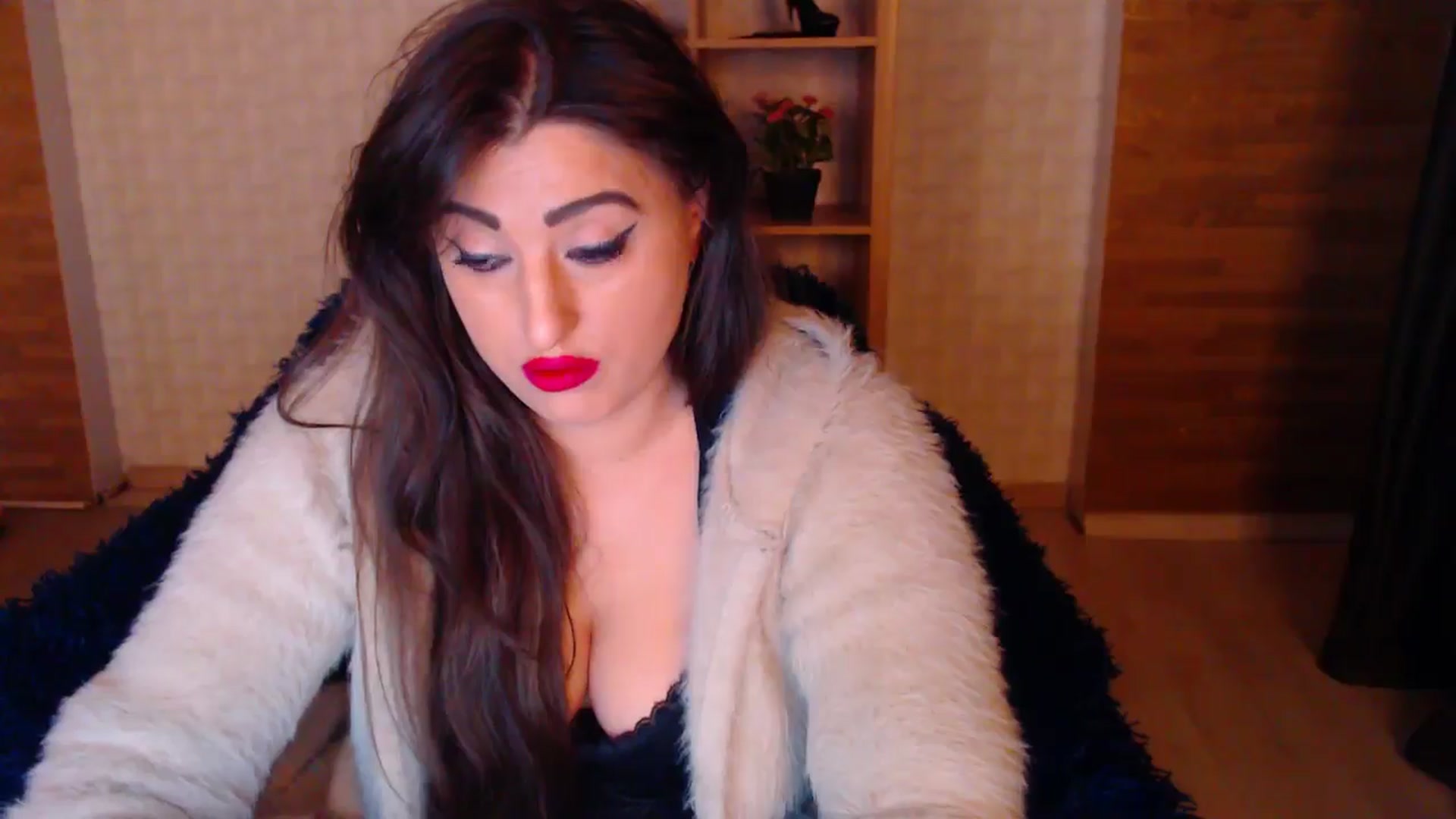 Gallery image thumbnail from HotRebbecca's myfreecams stream on, 05/18/2025, 22:59 image 13 of 20