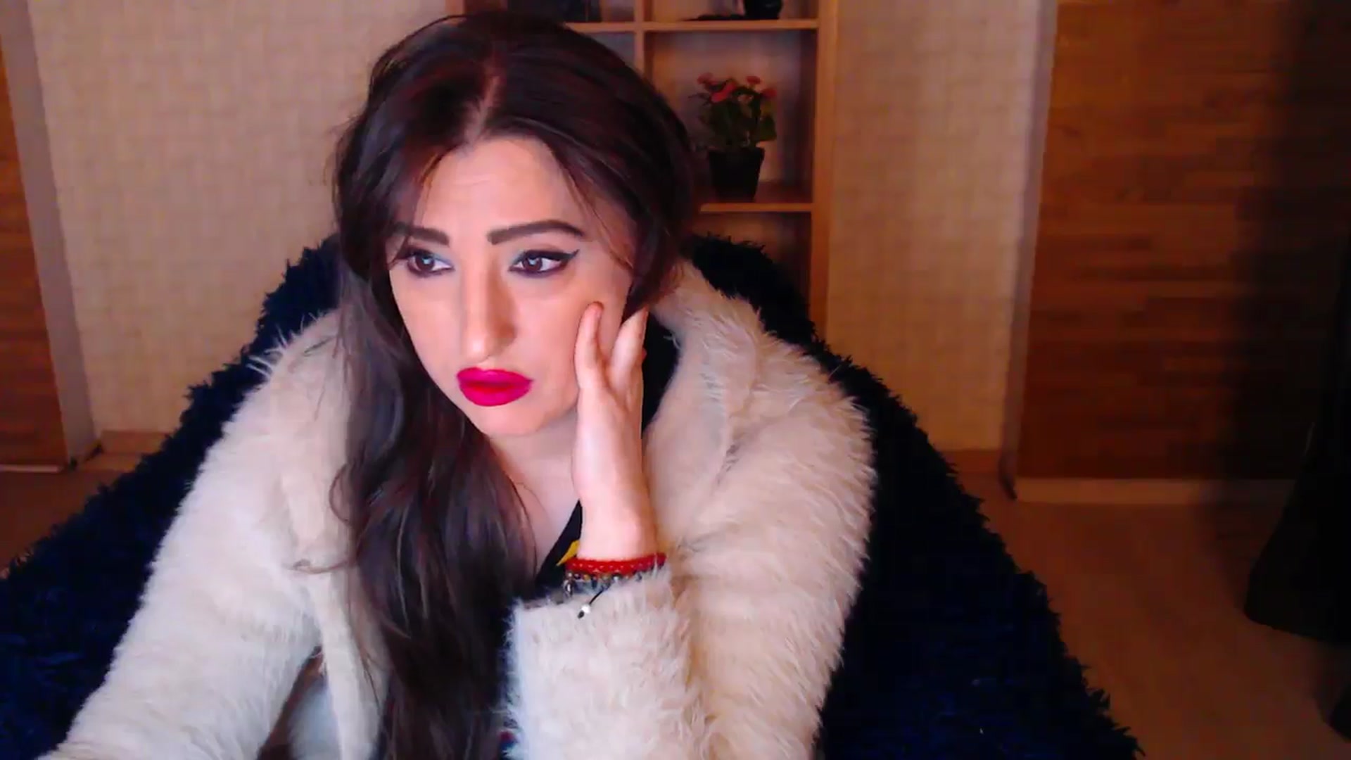 Gallery image thumbnail from HotRebbecca's myfreecams stream on, 05/20/2025, 24:04 image 11 of 20