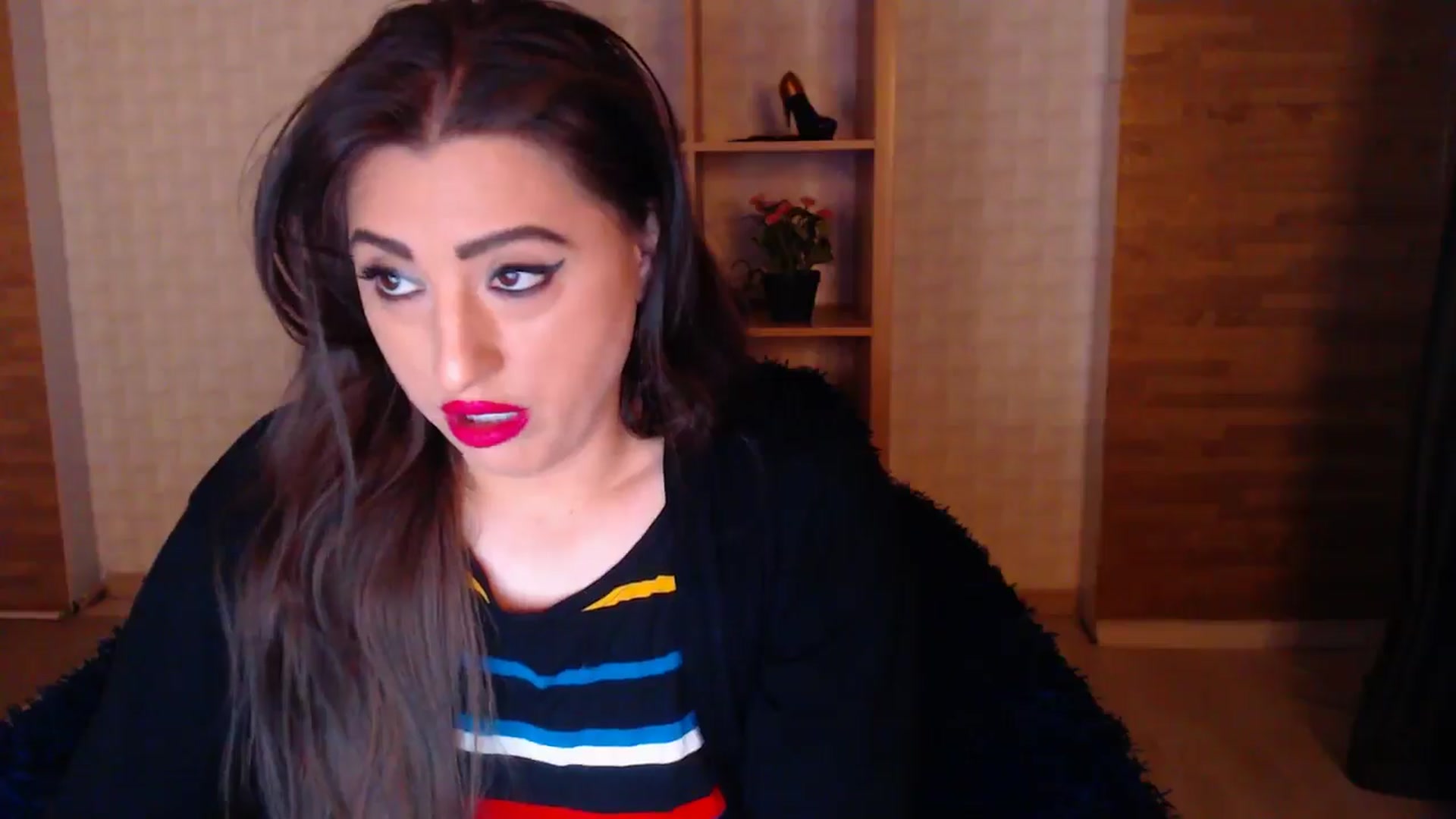 Gallery image thumbnail from HotRebbecca's myfreecams stream on, 05/20/2025, 24:04 image 4 of 20