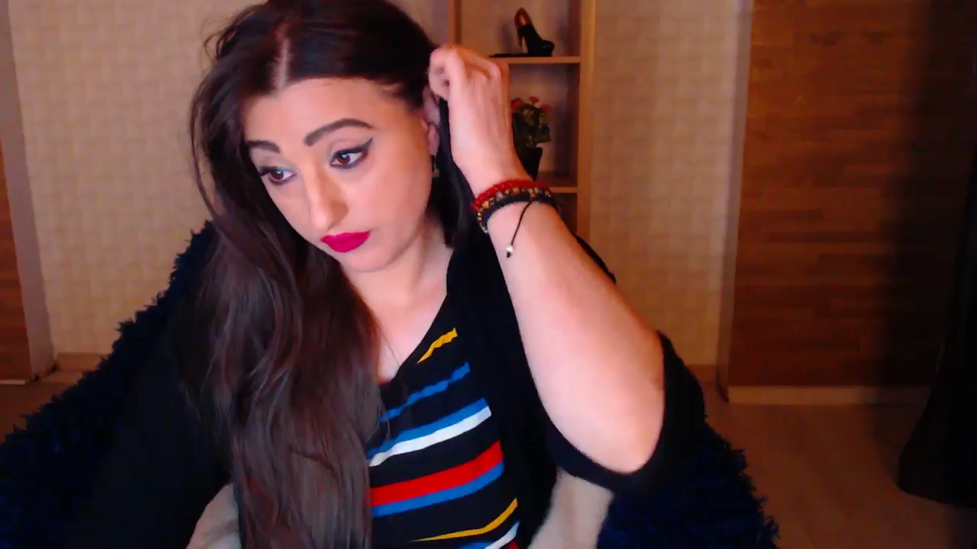 Gallery image thumbnail from HotRebbecca's myfreecams stream on, 05/20/2025, 24:04 image 15 of 20