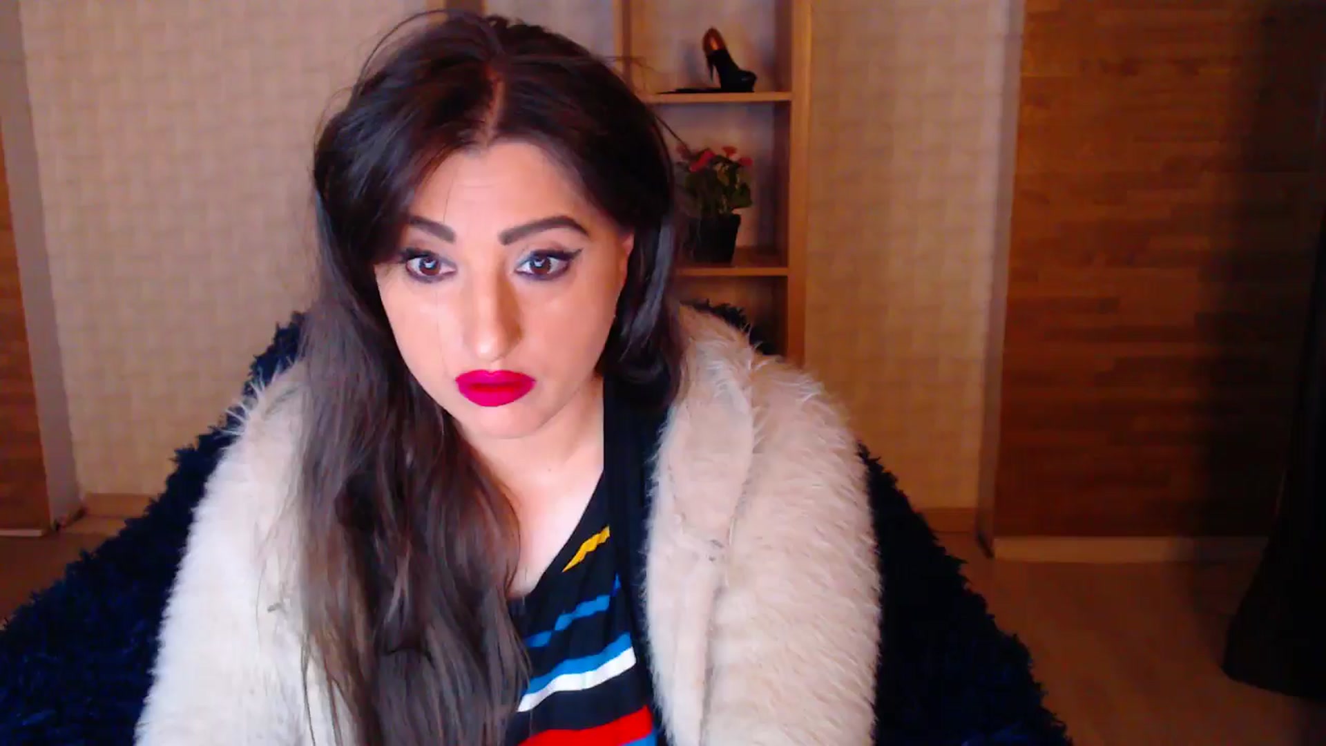 Gallery image thumbnail from HotRebbecca's myfreecams stream on, 05/20/2025, 24:04 image 8 of 20