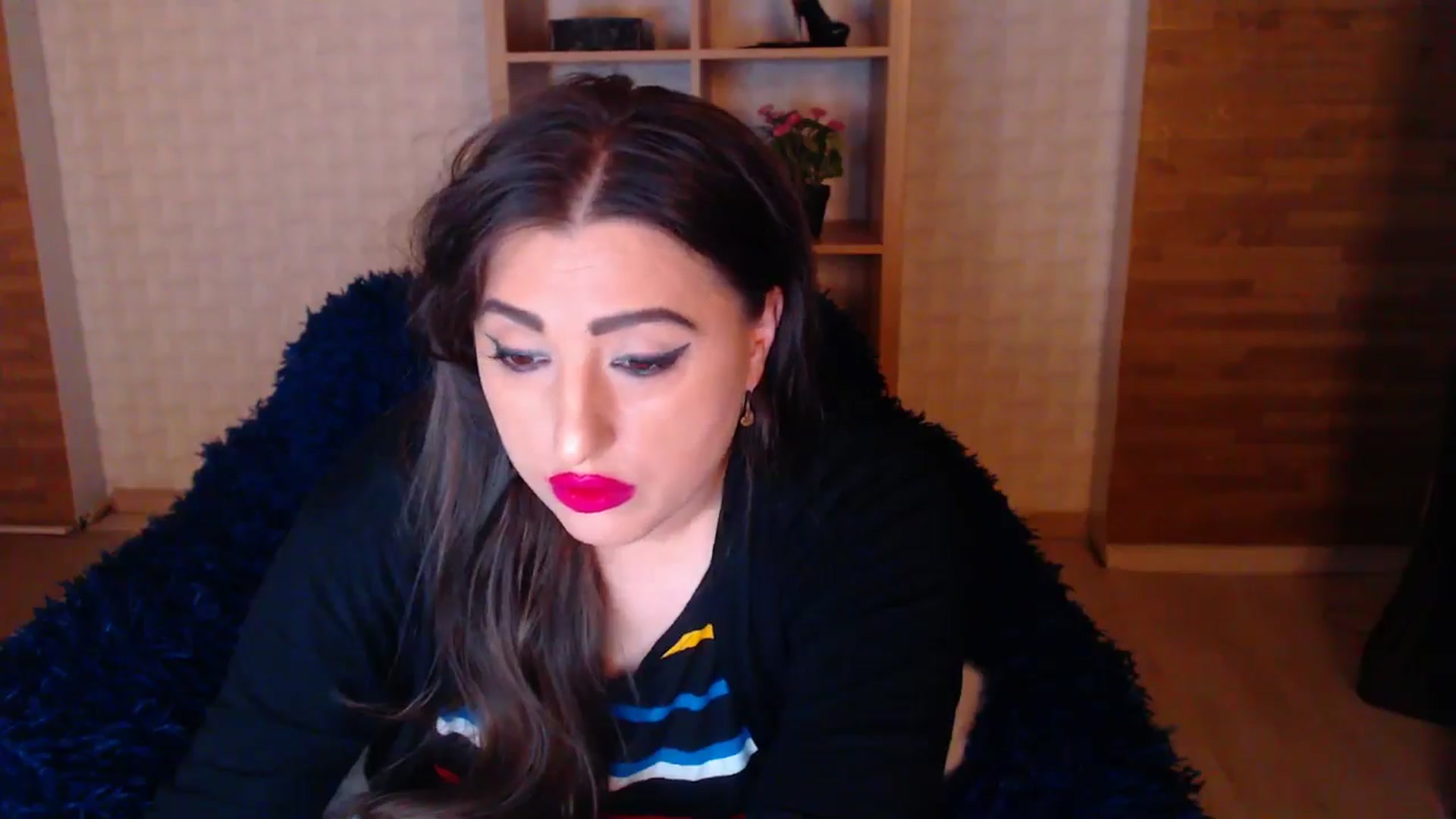 Gallery image thumbnail from HotRebbecca's myfreecams stream on, 05/20/2025, 24:04 image 13 of 20