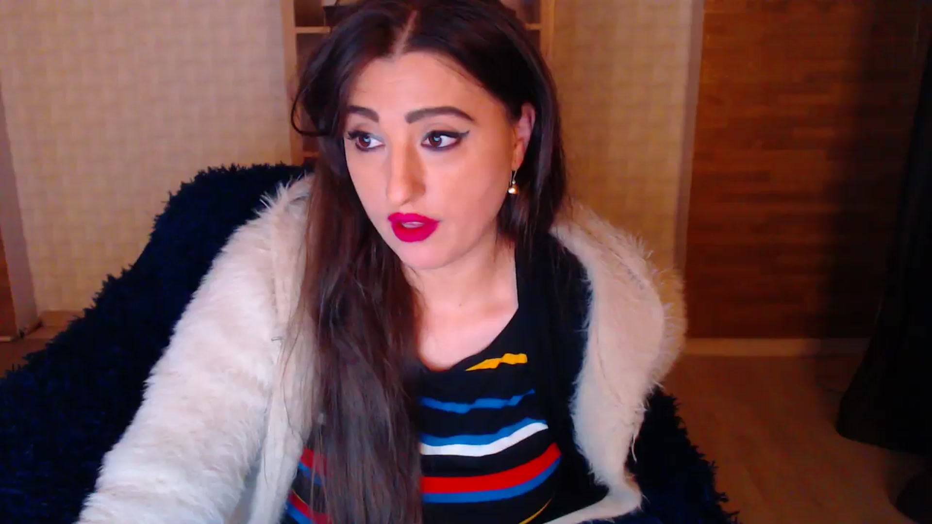Gallery image thumbnail from HotRebbecca's myfreecams stream on, 05/20/2025, 24:48 image 1 of 20