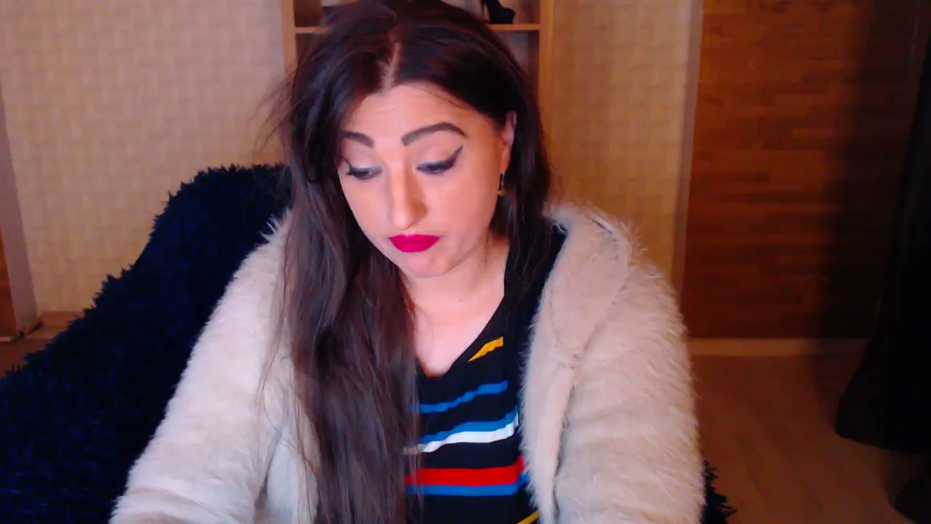 Gallery image thumbnail from HotRebbecca's myfreecams stream on, 05/20/2025, 24:48 image 3 of 20