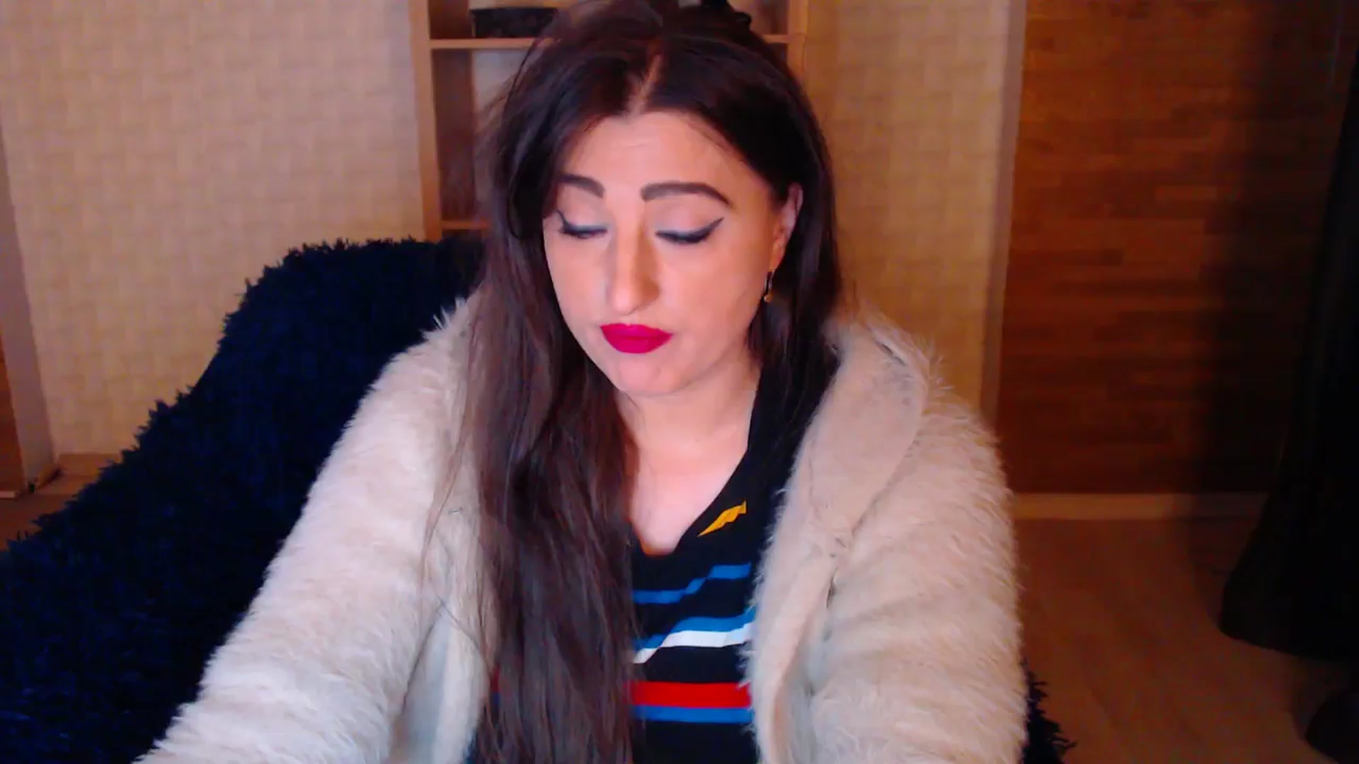 Gallery image thumbnail from HotRebbecca's myfreecams stream on, 05/20/2025, 24:48 image 5 of 20