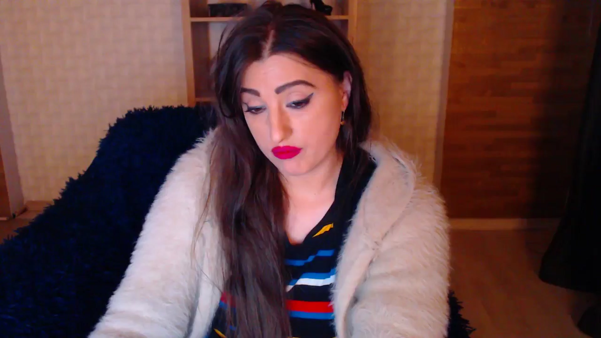 Gallery image thumbnail from HotRebbecca's myfreecams stream on, 05/20/2025, 24:48 image 10 of 20