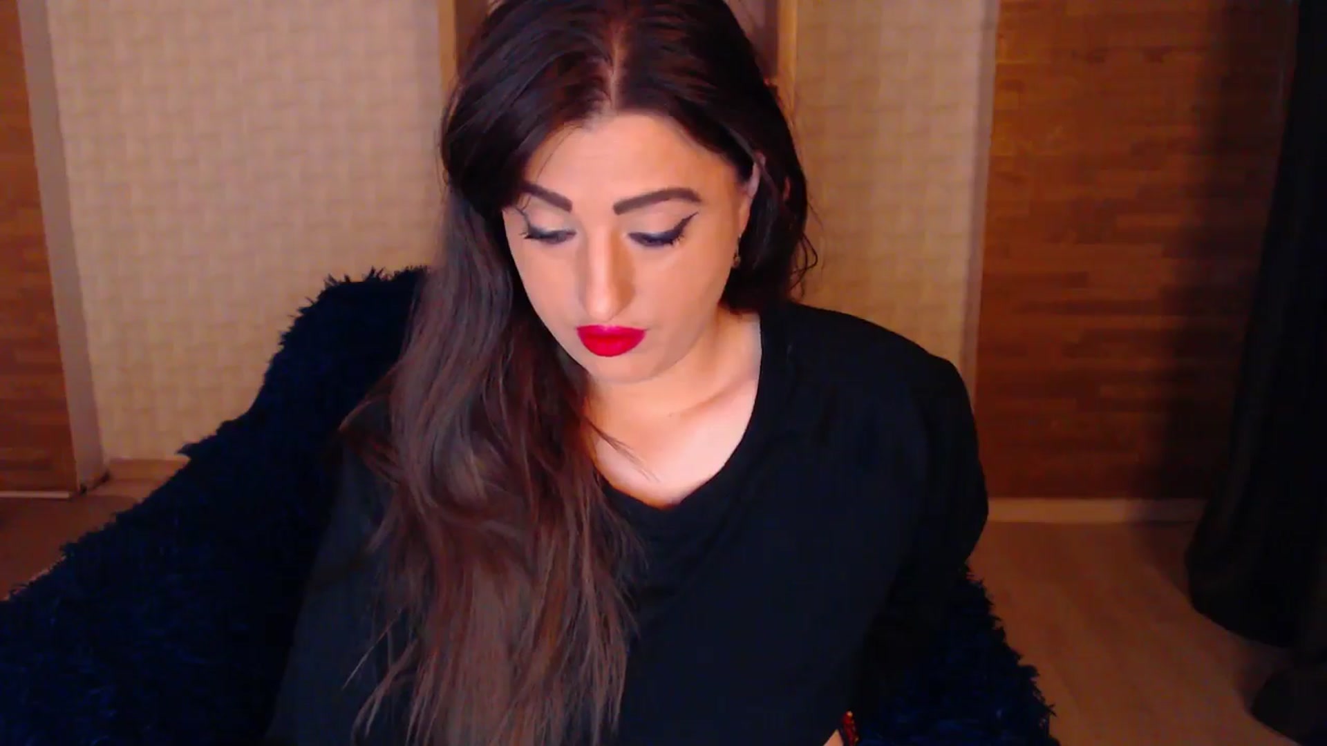 Gallery image thumbnail from HotRebbecca's myfreecams stream on, 05/21/2025, 20:36 image 11 of 20