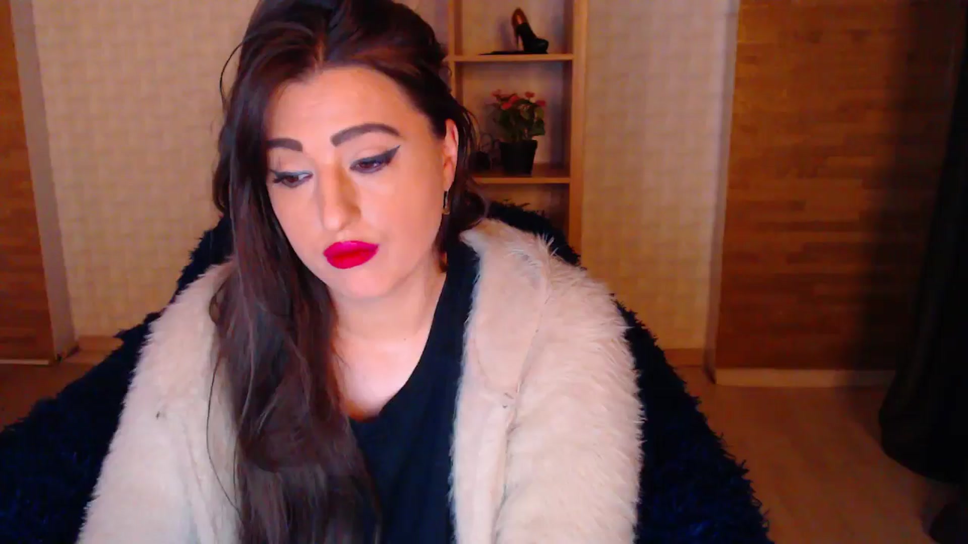 Gallery image thumbnail from HotRebbecca's myfreecams stream on, 05/21/2025, 23:18 image 17 of 20