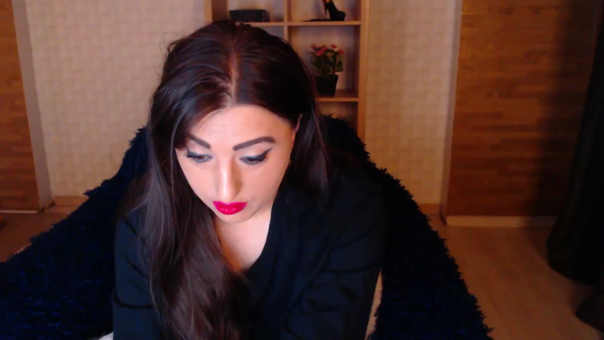Gallery image thumbnail from HotRebbecca's myfreecams stream on, 05/21/2025, 23:18 image 3 of 20
