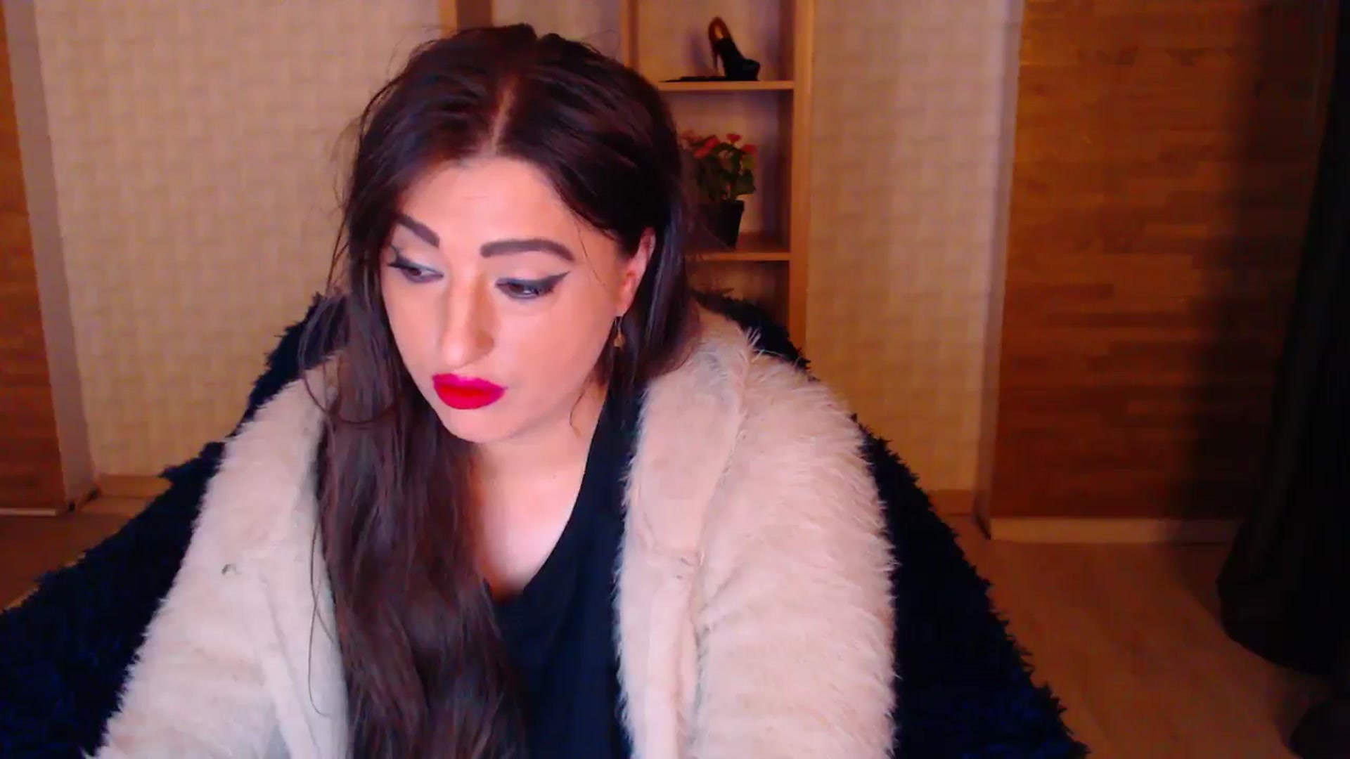 Gallery image thumbnail from HotRebbecca's myfreecams stream on, 05/21/2025, 23:18 image 13 of 20