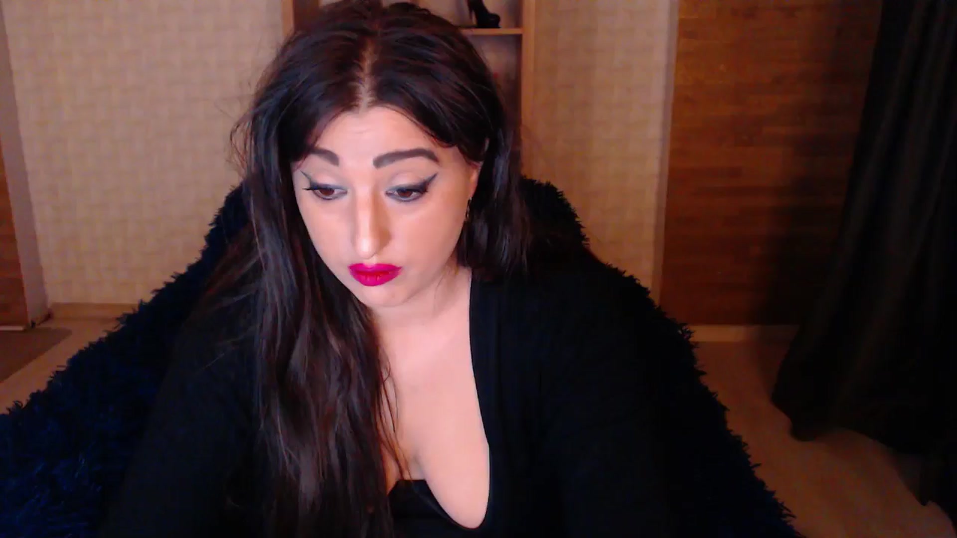 Gallery image thumbnail from HotRebbecca's myfreecams stream on, 05/25/2025, 01:45 image 10 of 20