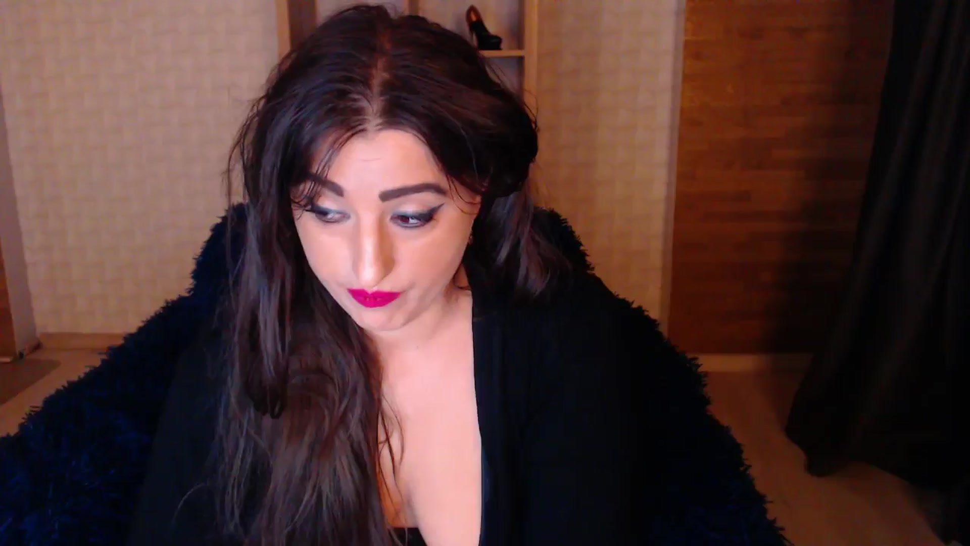 Gallery image thumbnail from HotRebbecca's myfreecams stream on, 05/25/2025, 01:45 image 15 of 20
